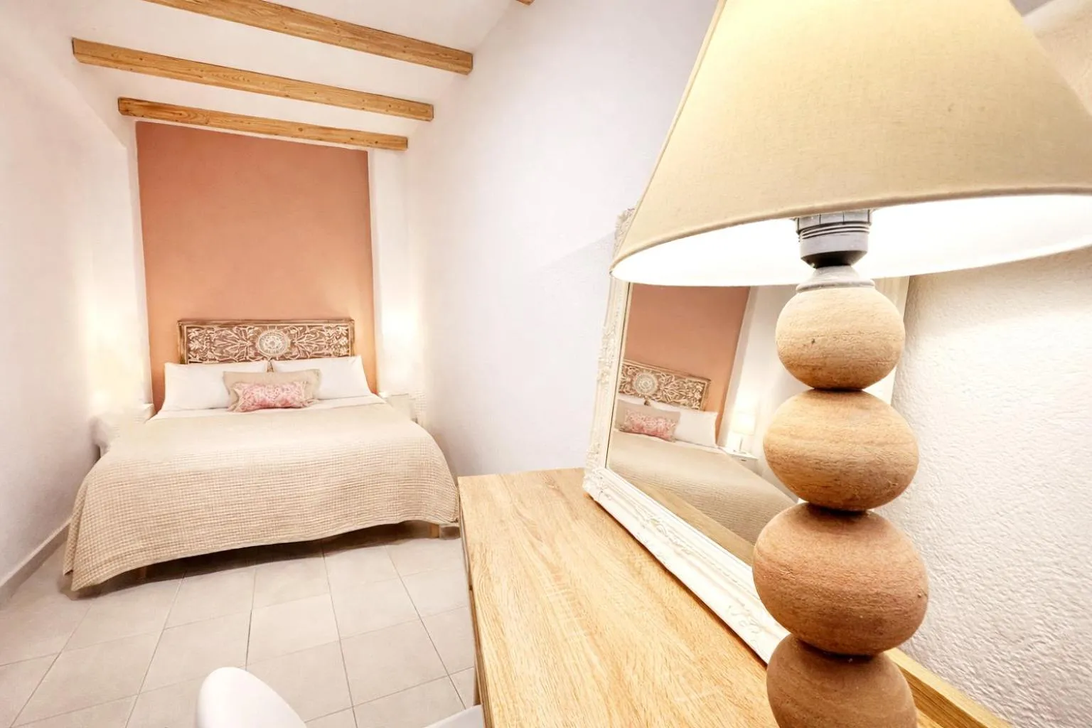 Bed in Elkaza Villas