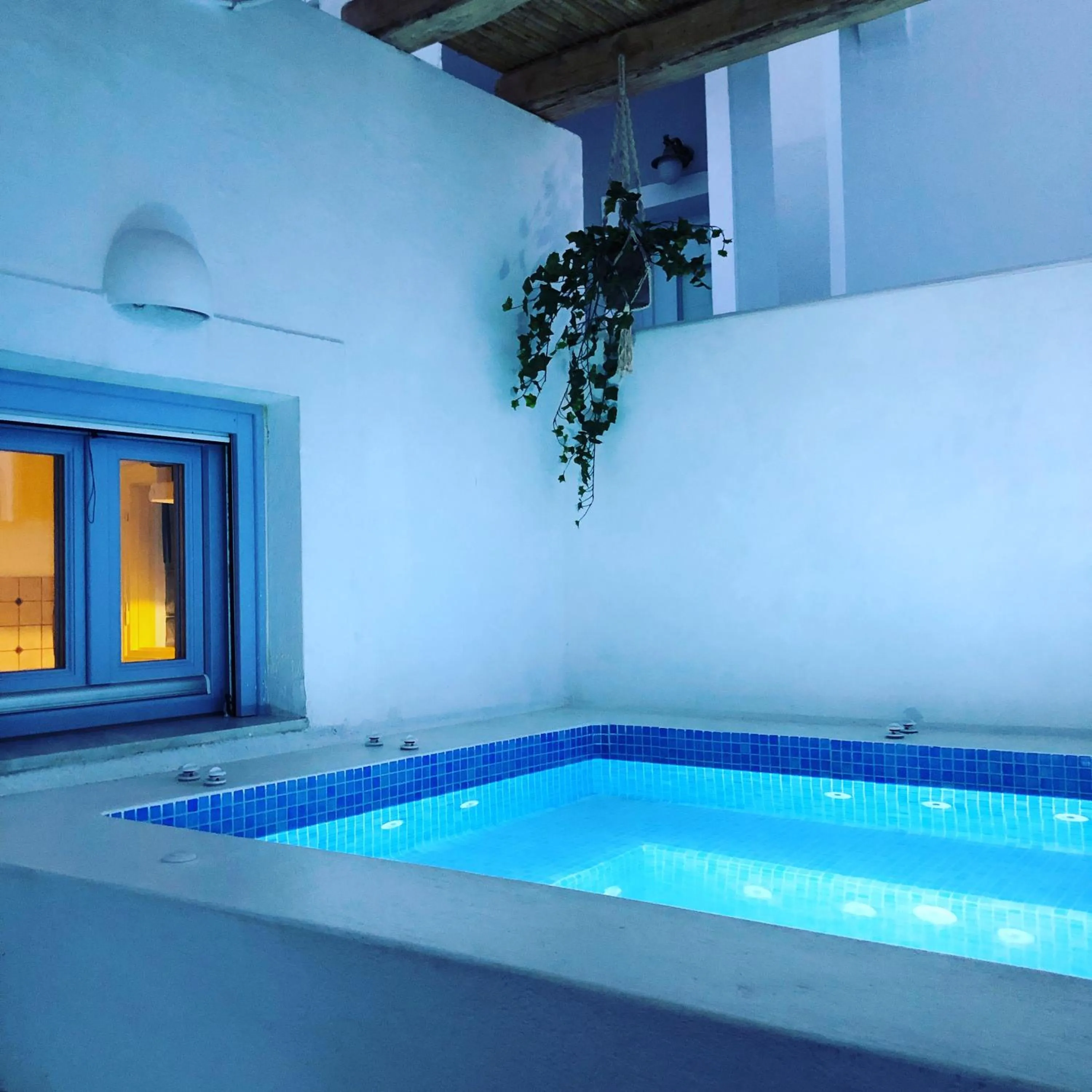 Hot Tub in Elkaza Villas