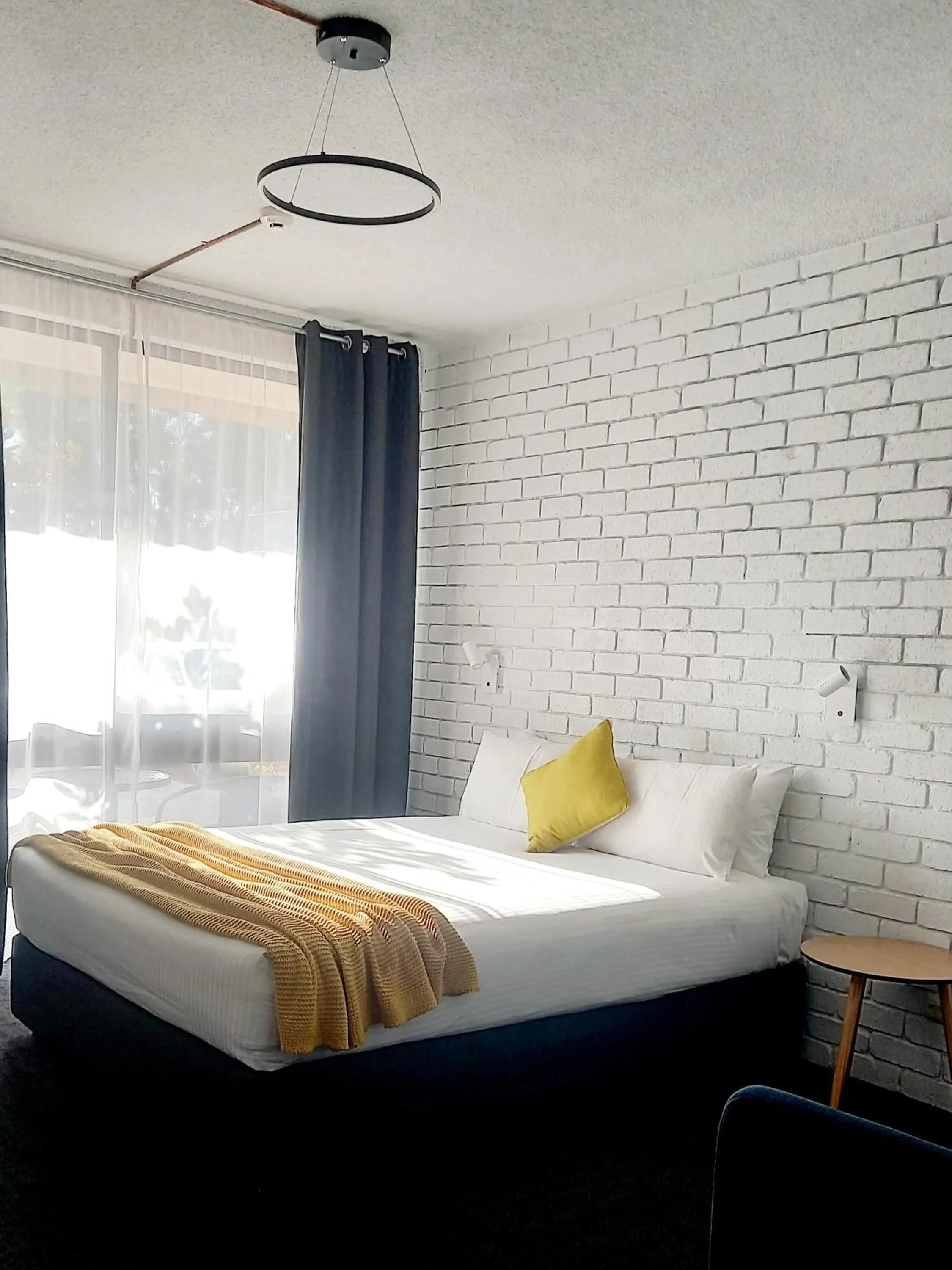 Bed in Cessnock Vintage Motor Inn