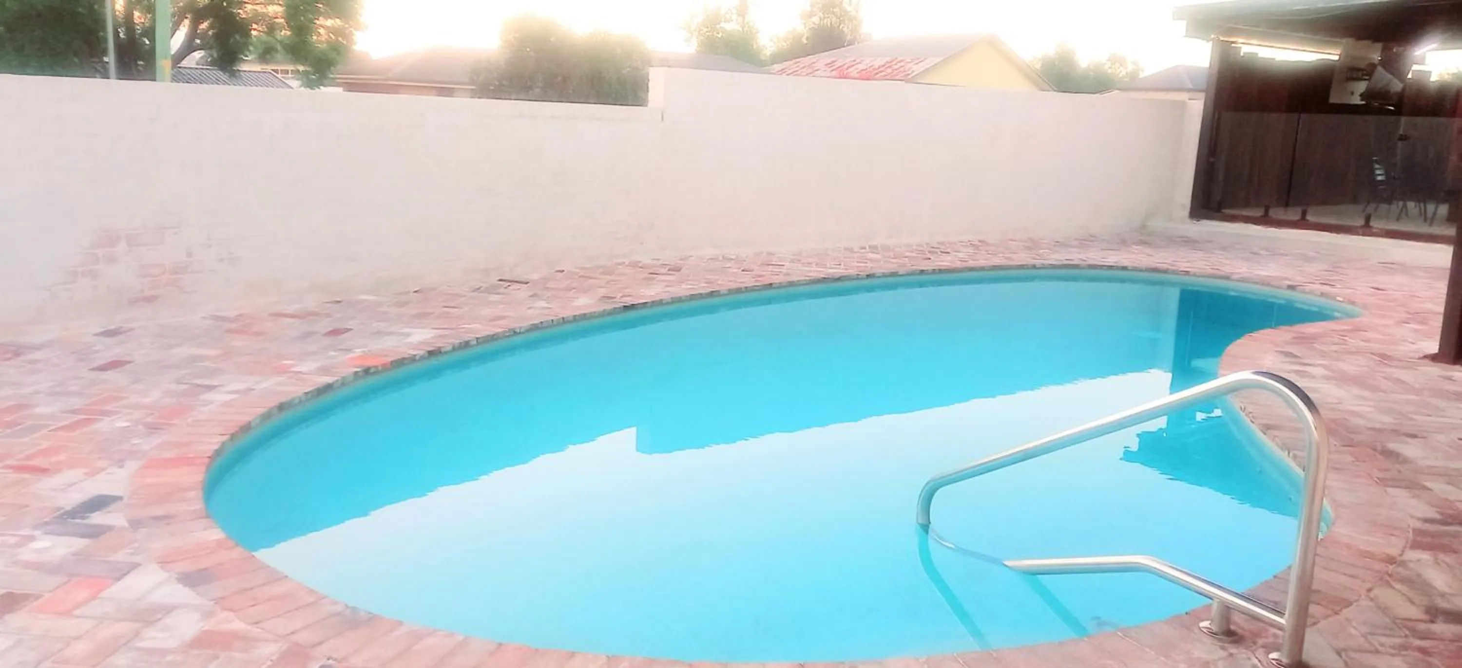 Swimming pool in Cessnock Vintage Motor Inn