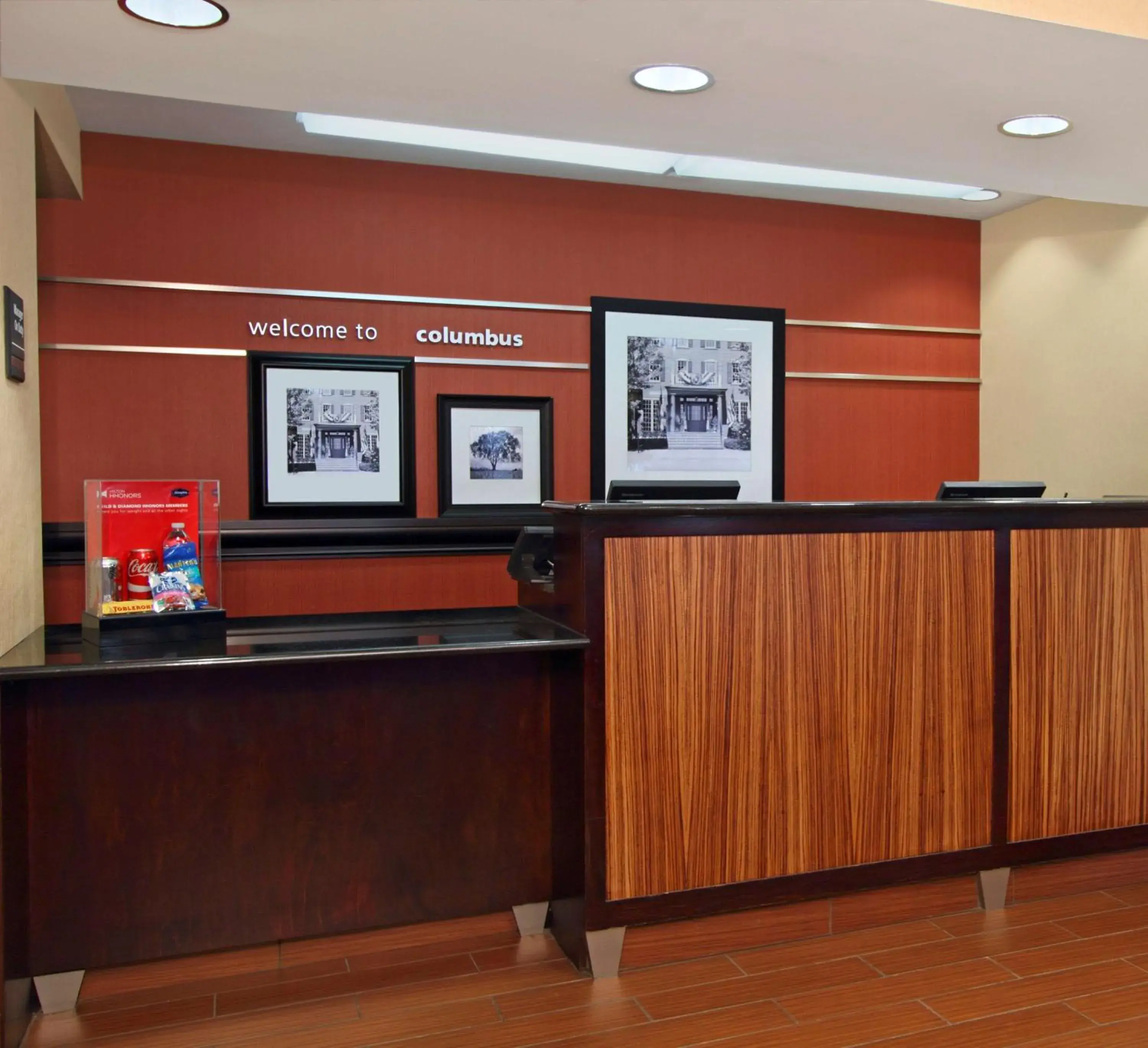 Lobby or reception in Hampton Inn Columbus-International Airport Lobby or reception in Hampton Inn Columbus-International Airport