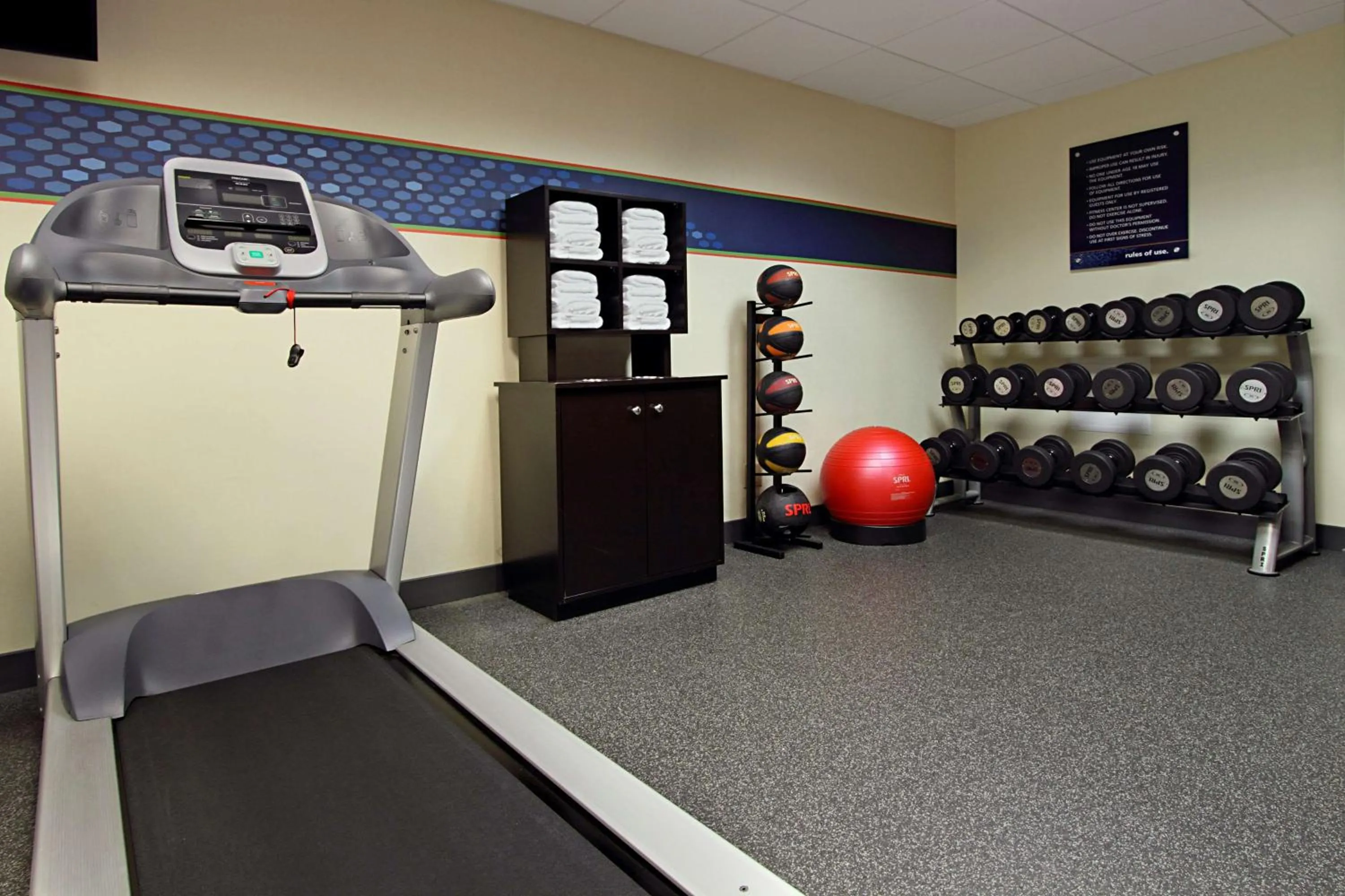 Fitness centre/facilities in Hampton Inn Columbus-International Airport