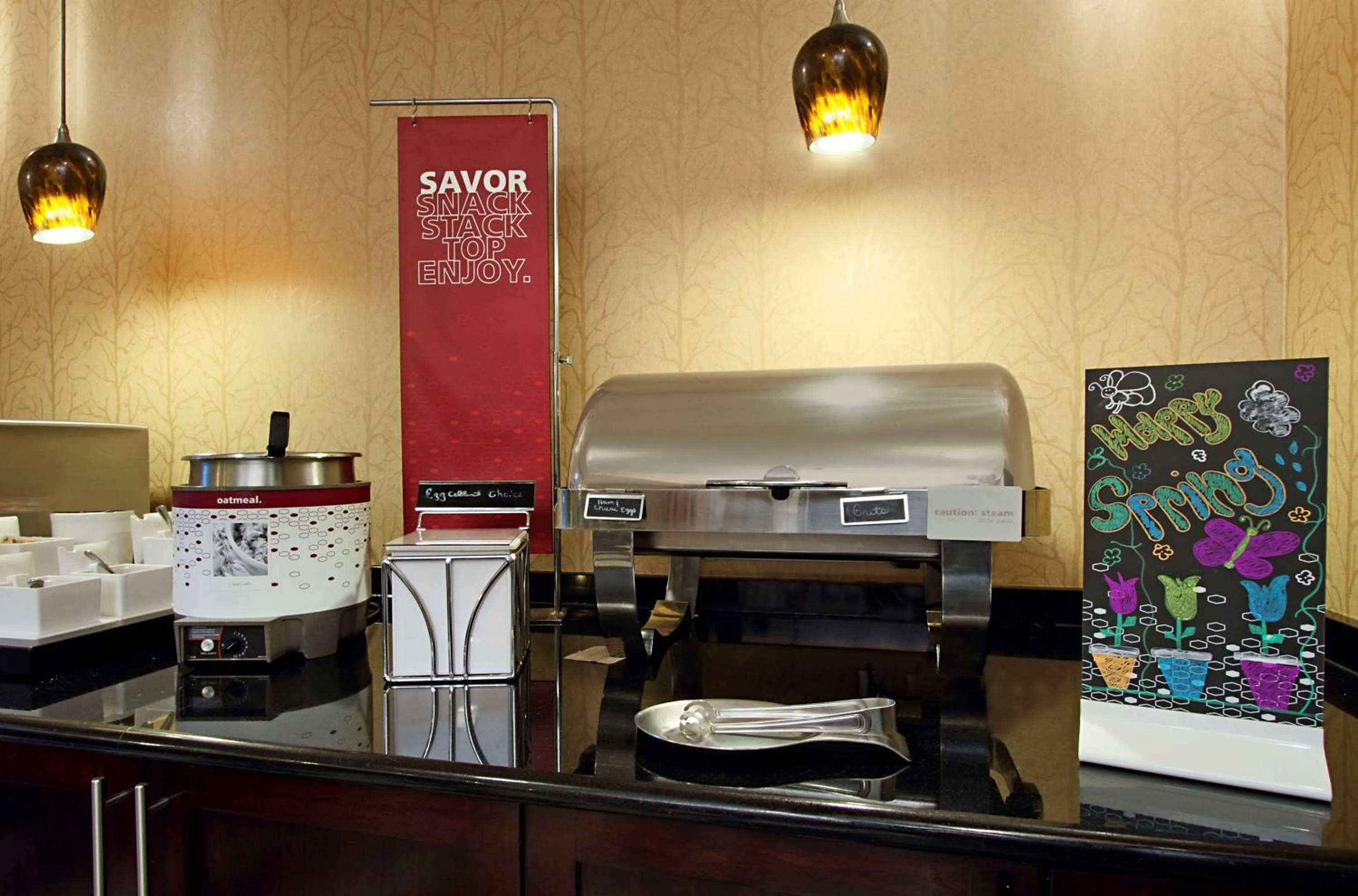 Property building in Hampton Inn Columbus-International Airport