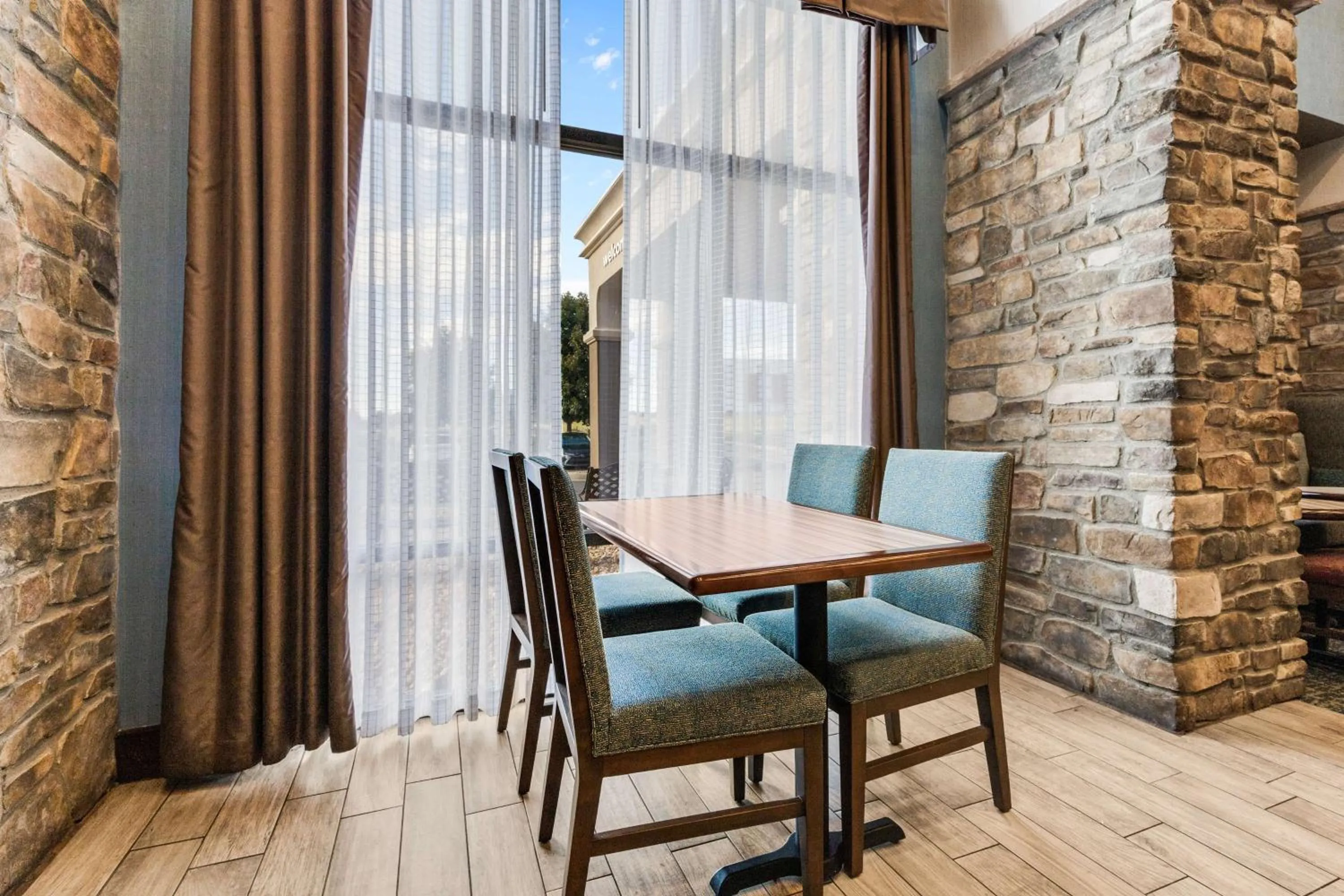 Lobby or reception in Hampton Inn & Suites Colorado Springs-Air Force Academy/I-25 North