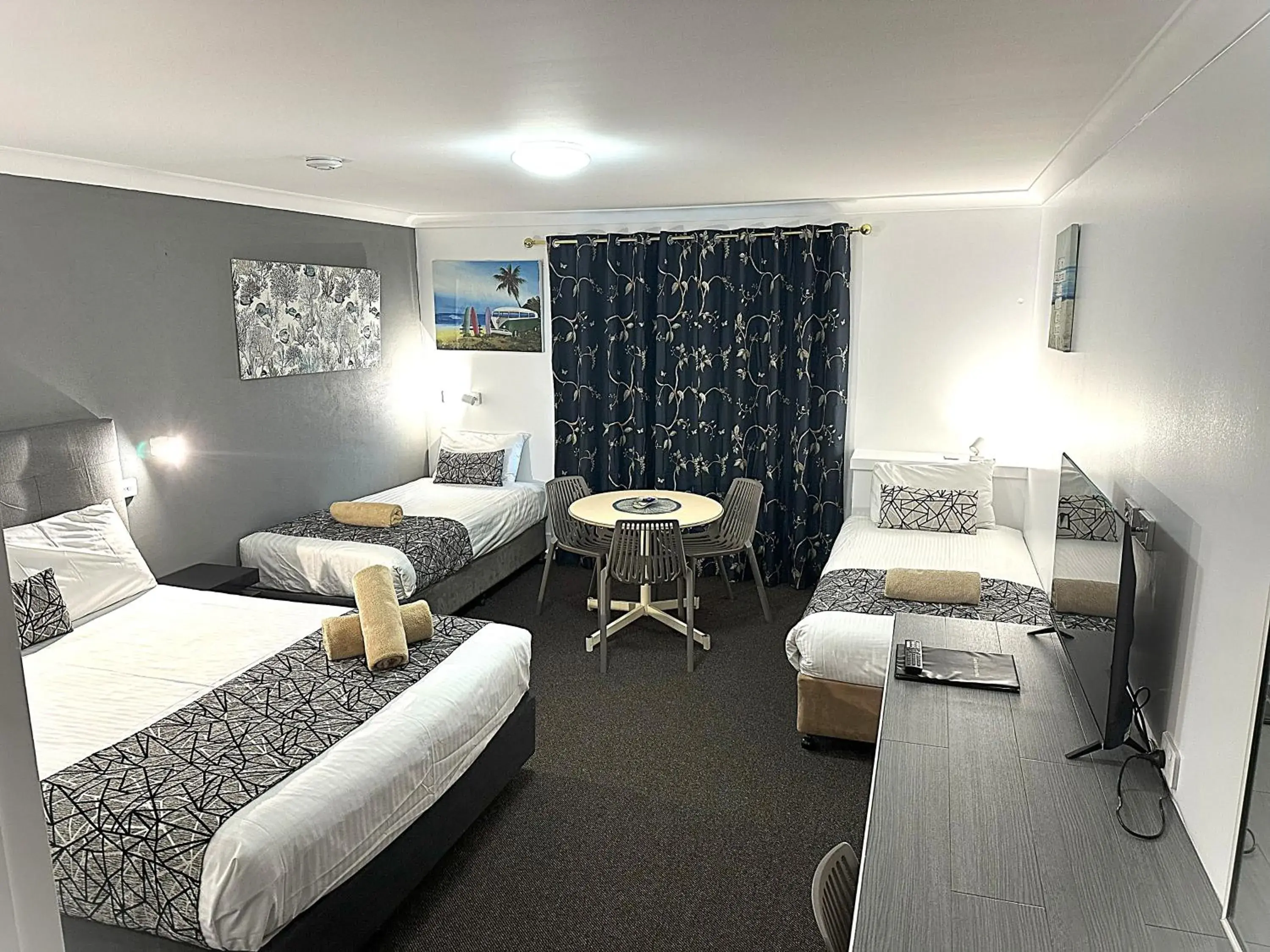 Bed in Rosebourne Gardens Motel Bed in Rosebourne Gardens Motel