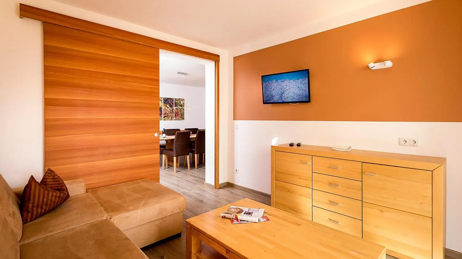 Three-Bedroom Apartment with Terrace in Bella Vista Apart Three-Bedroom Apartment with Terrace in Bella Vista Apart