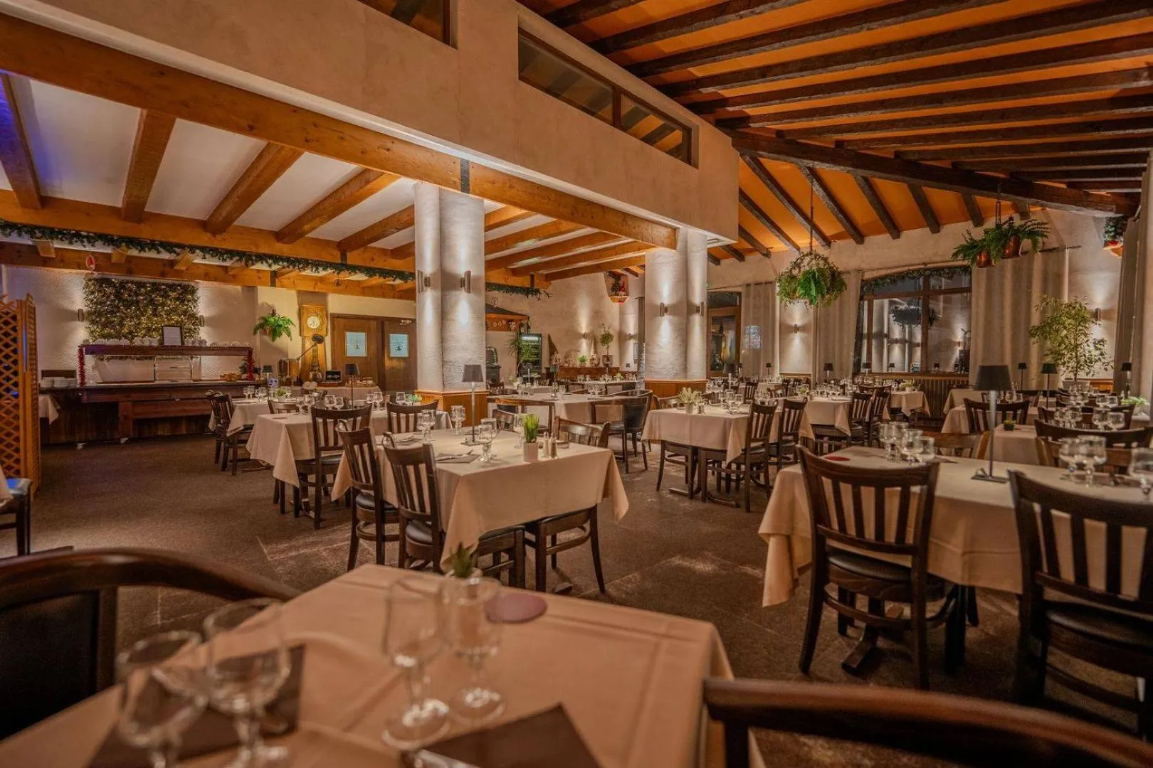 Restaurant/places to eat in Hôtel du Centre