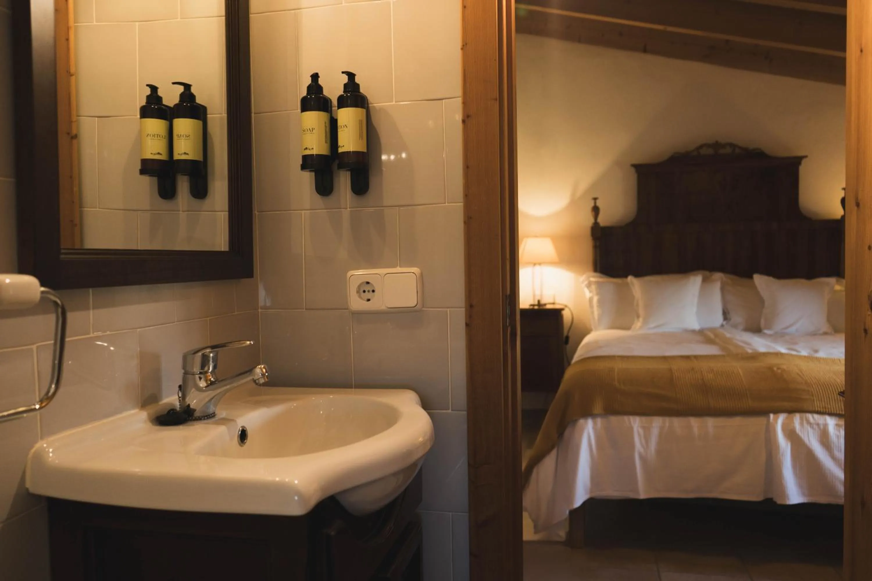 Bathroom, Bed in Finca Can Estades