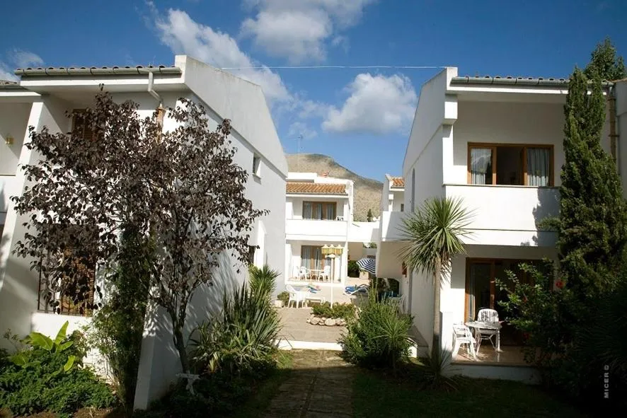 Decorative detail in Apartamentos Leo