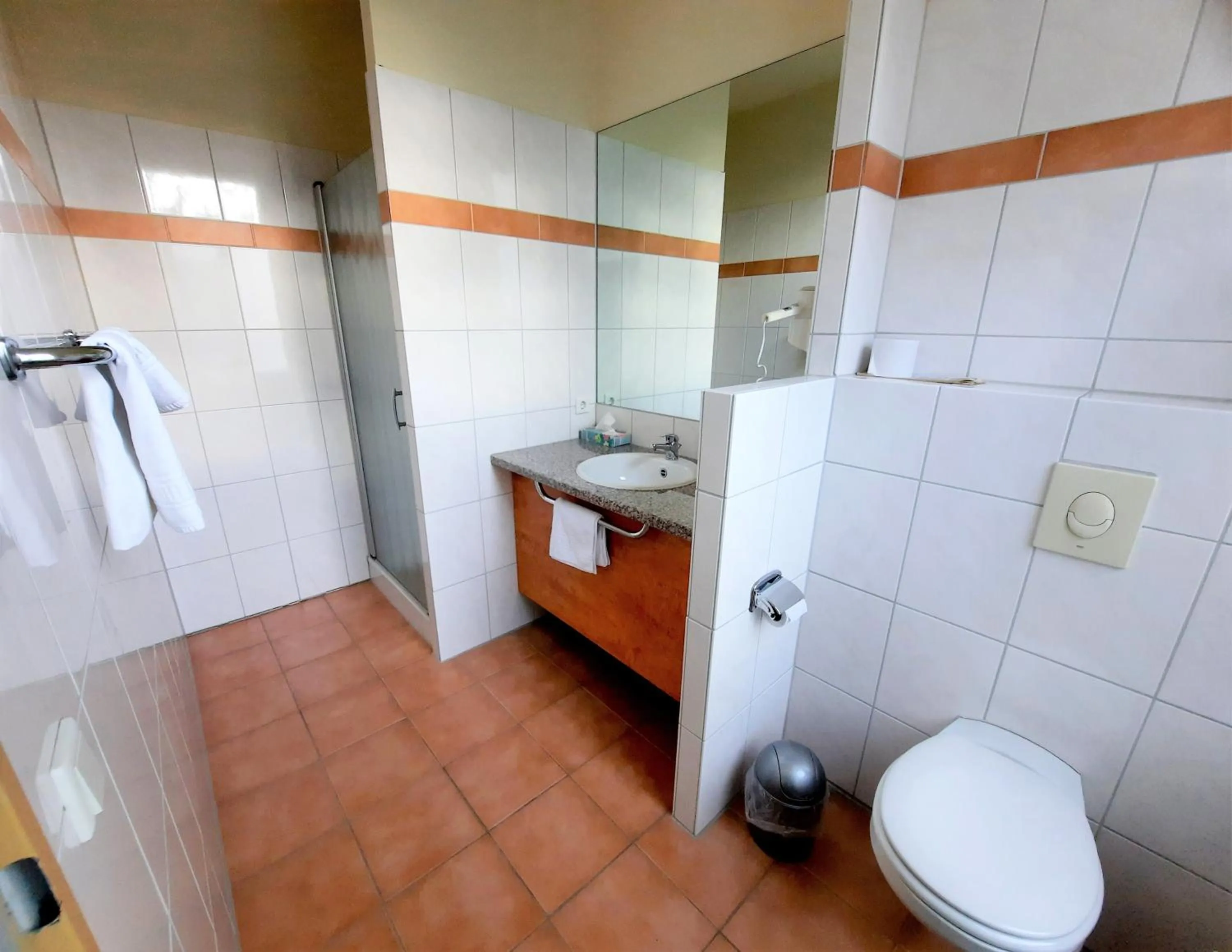 Bathroom in Parkhotel Kevelaer