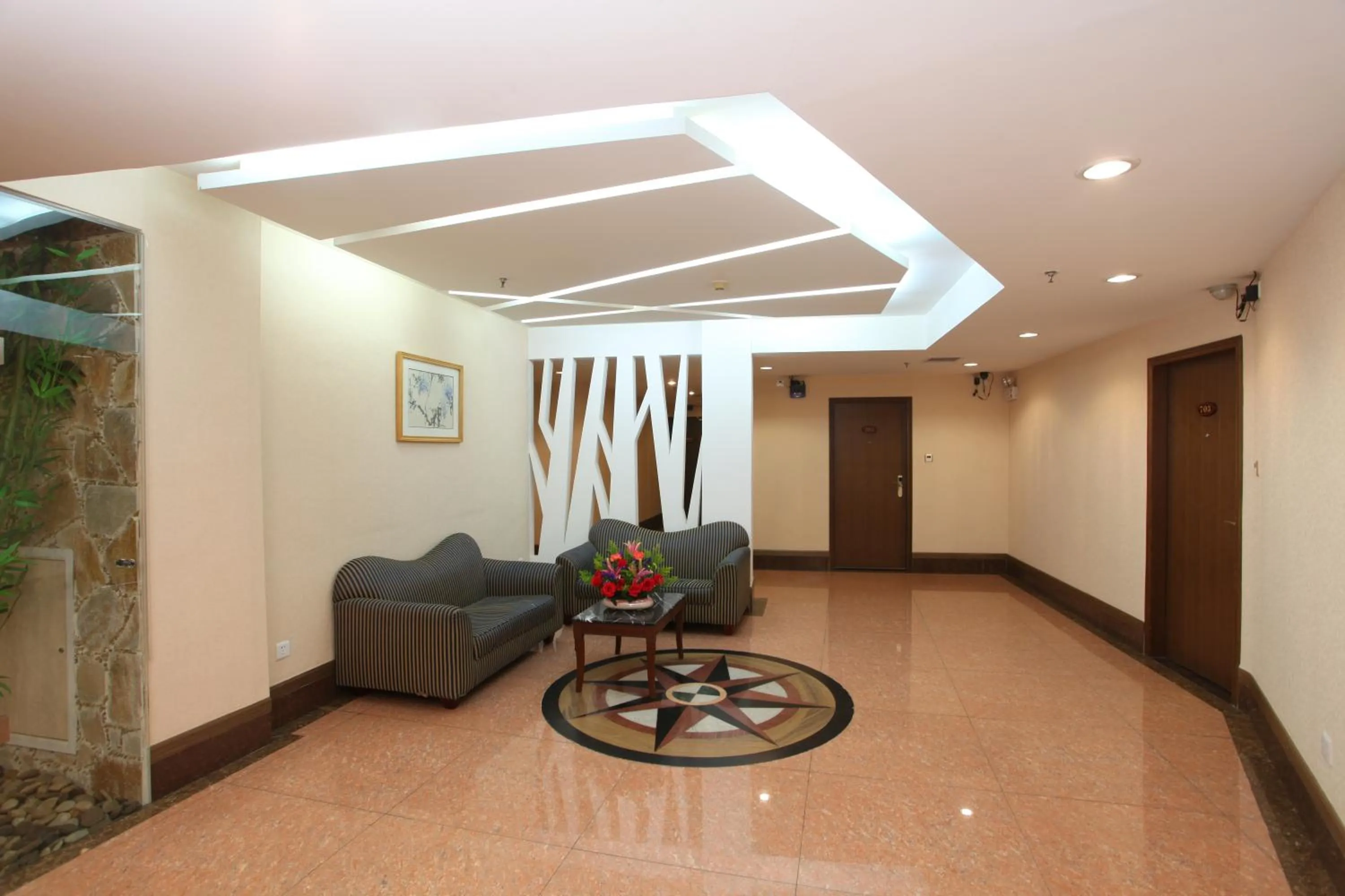 Lobby or reception in Xin Hua Hotel Guangzhou