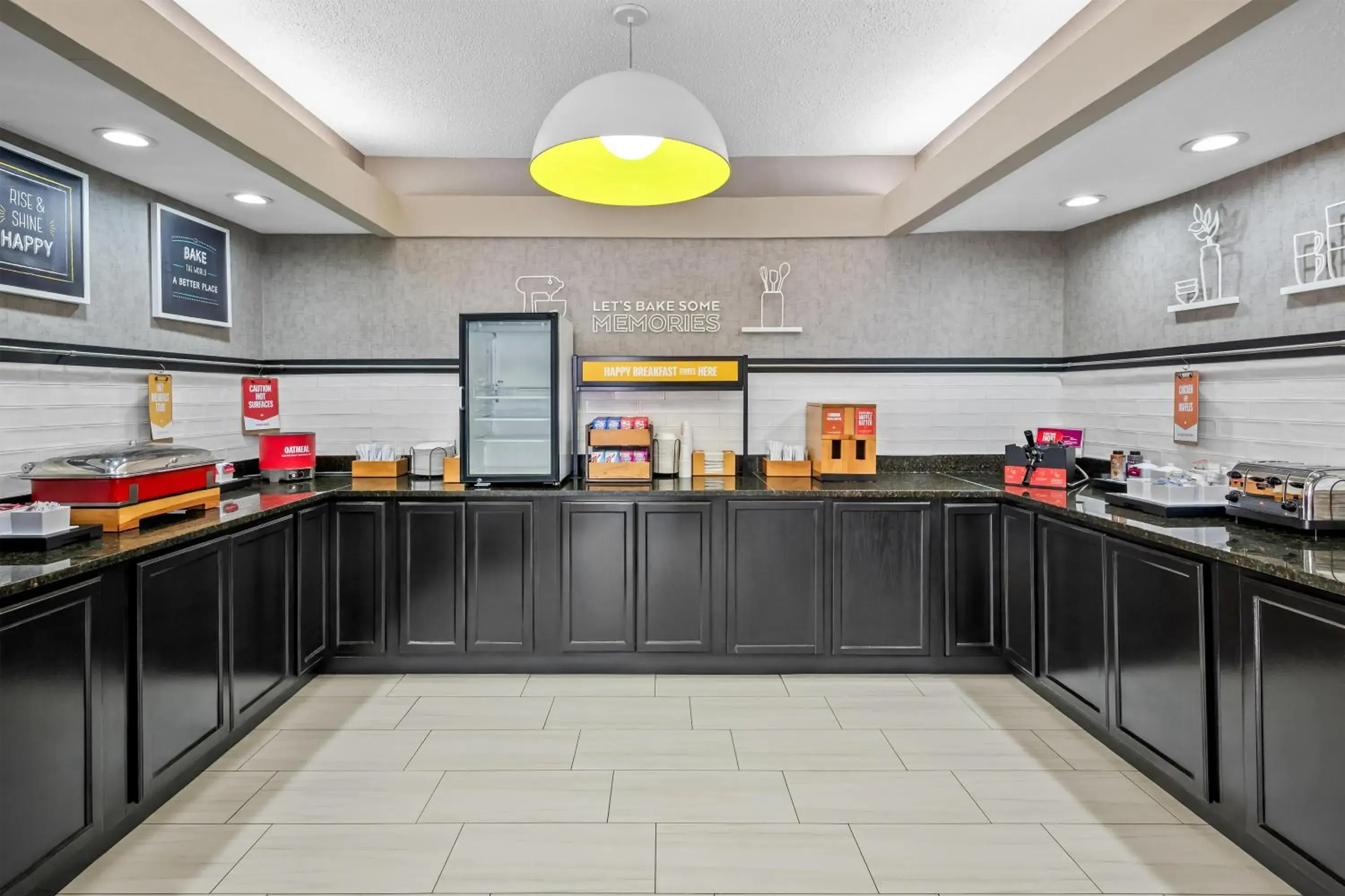 Breakfast in Hampton Inn Bloomington West Breakfast in Hampton Inn Bloomington West