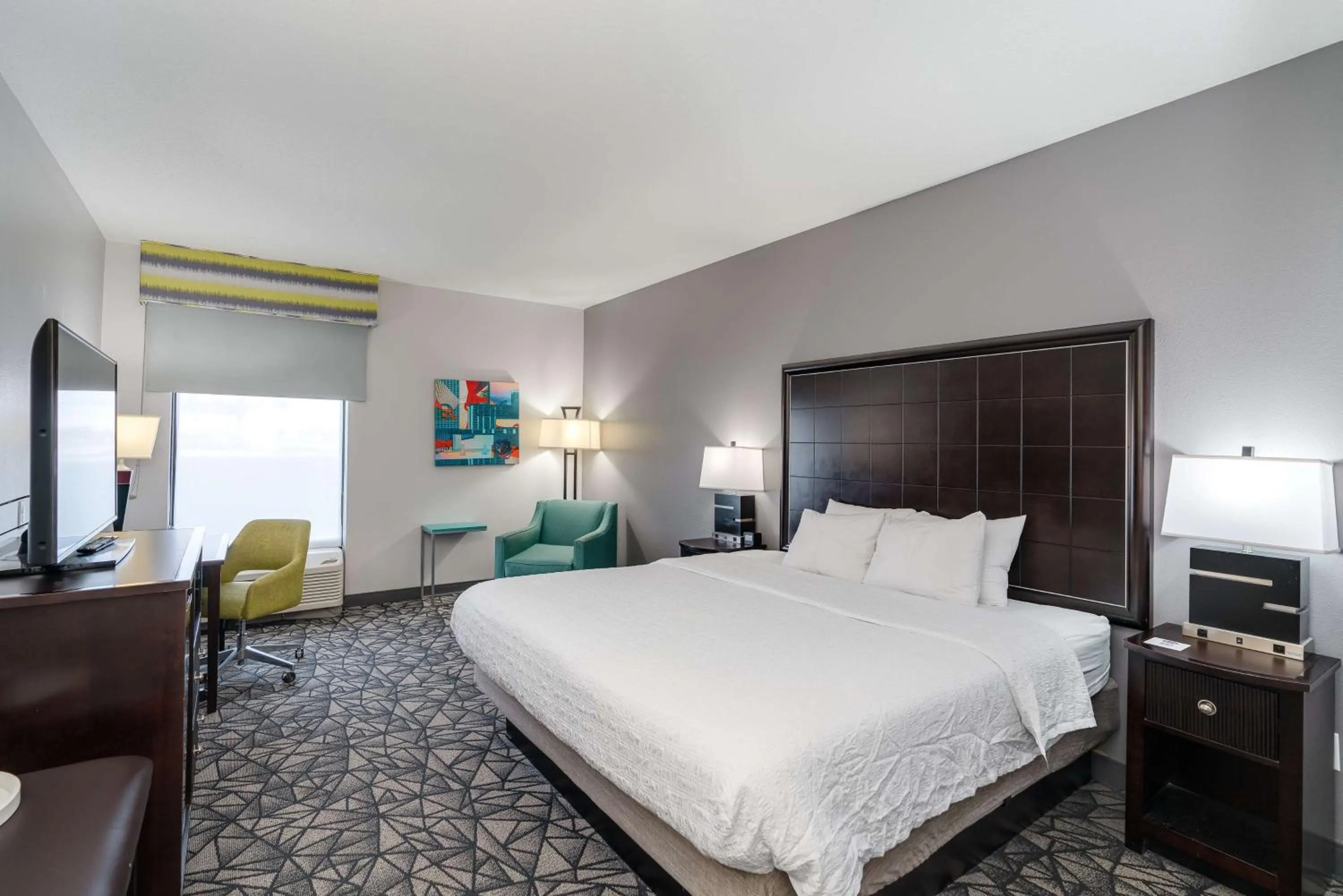 Bed in Hampton Inn Bloomington West