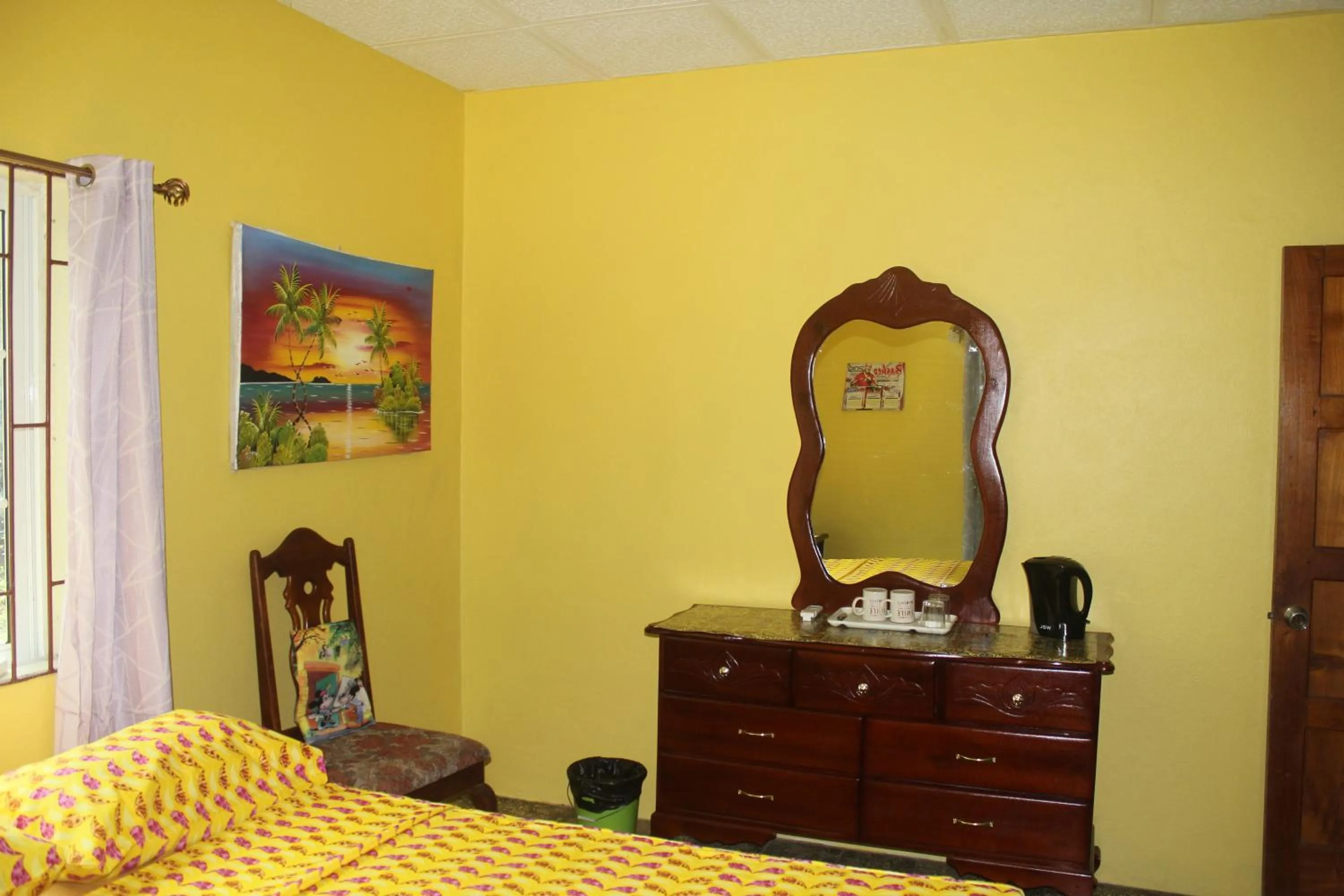 Decorative detail, Bed in ritashomeawayfromhome