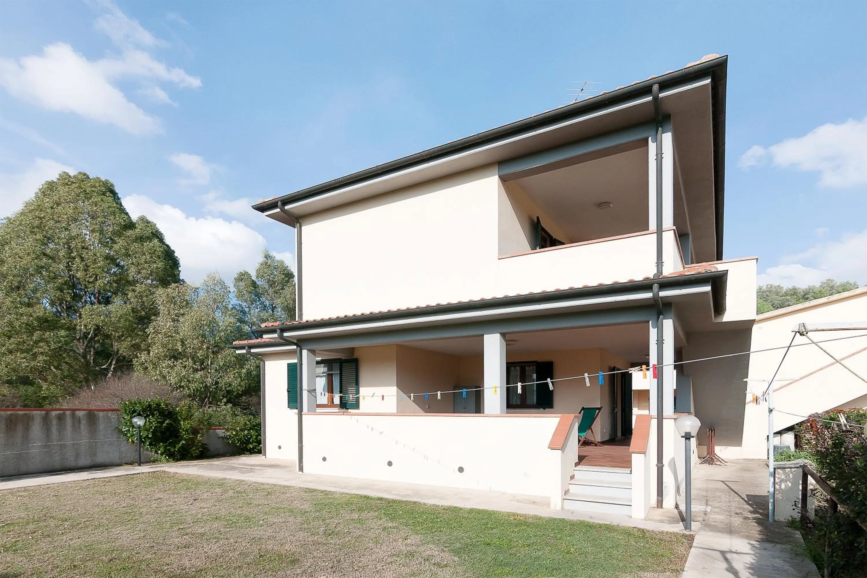 Property building in Primula 1