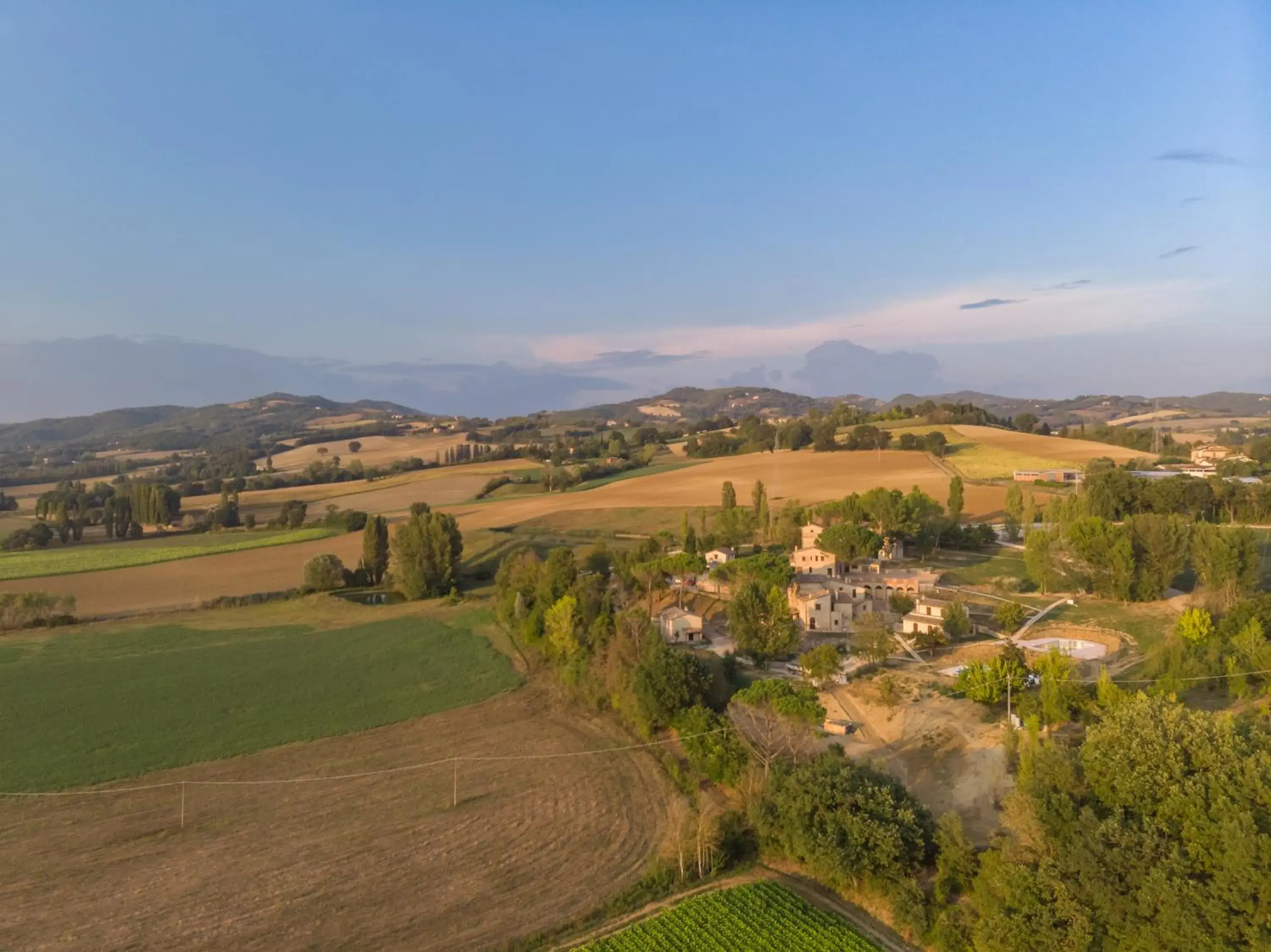 Bird's eye view in GH Borgo Pulciano Agriturismo Bird's eye view in GH Borgo Pulciano Agriturismo