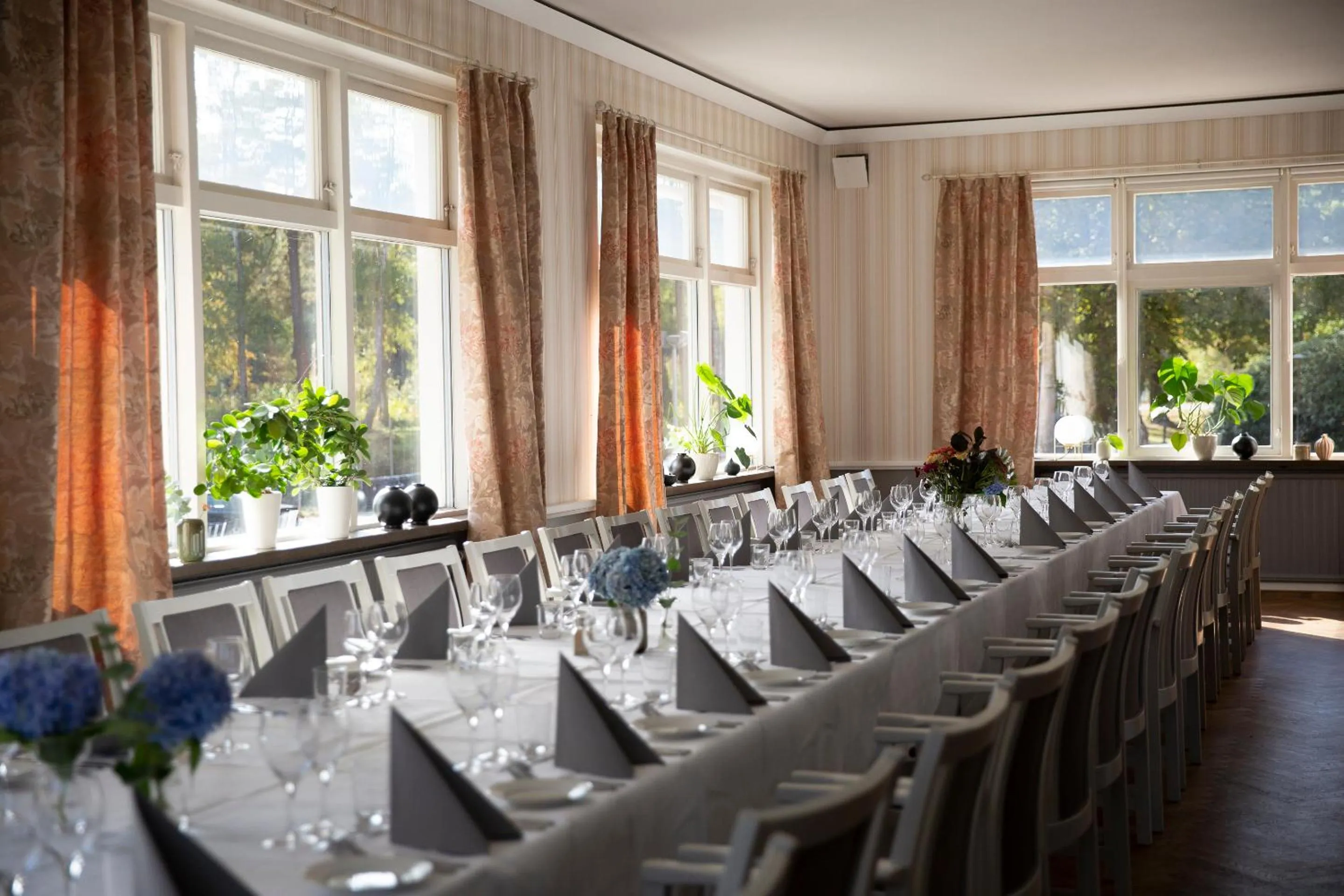 Restaurant/places to eat in Tyringe Kurhotell