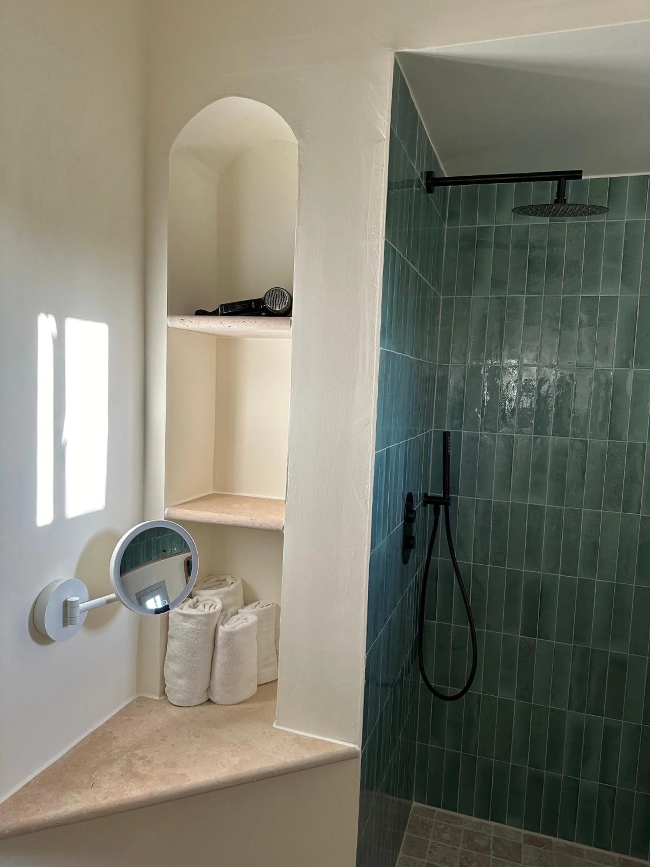 Comfort Double Room with Terrace in Hotel Mas Des Barres