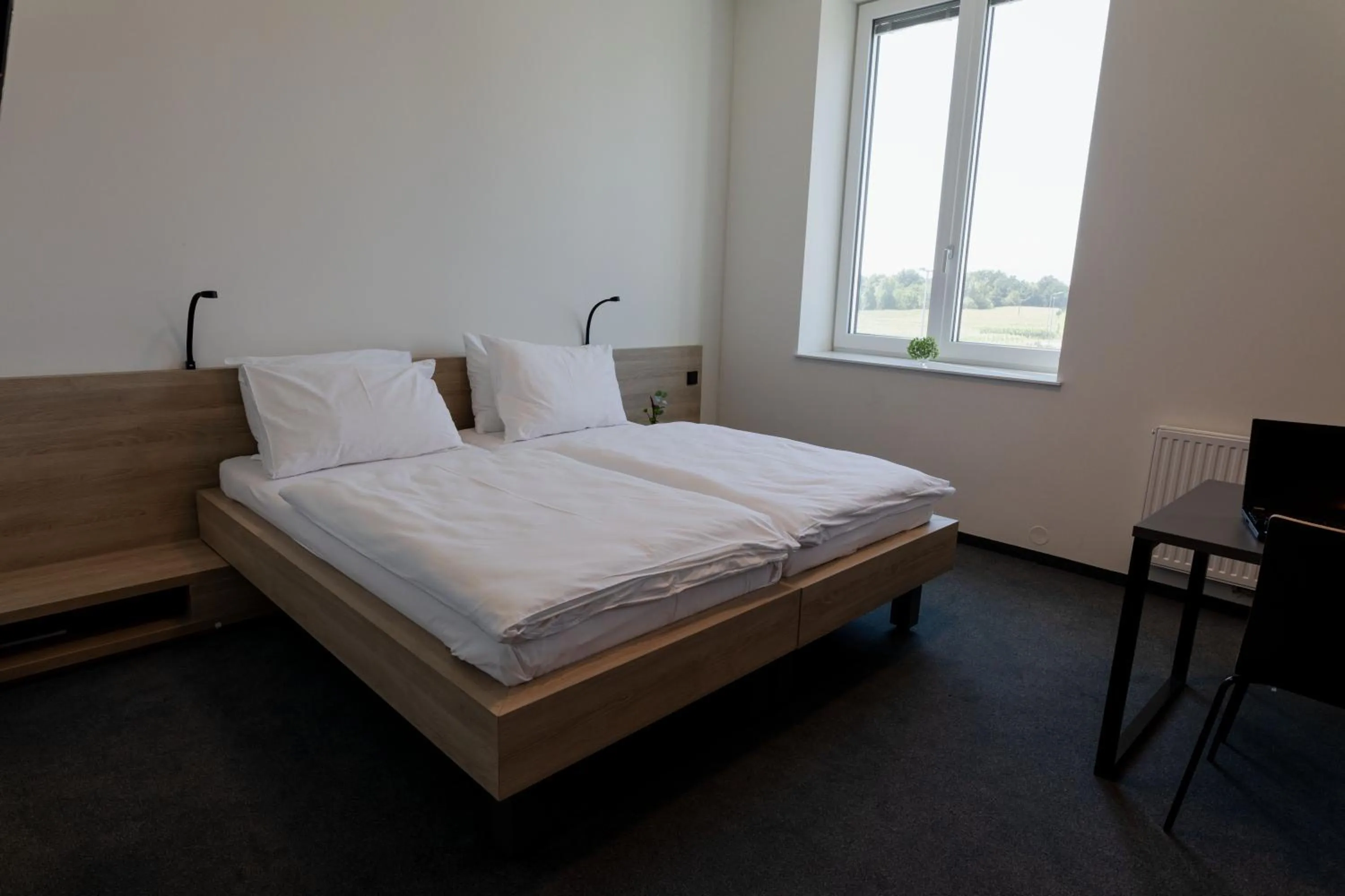 Bed in TT-ROOMS - kontaktlos mit Self Check-in I FREE PARKING