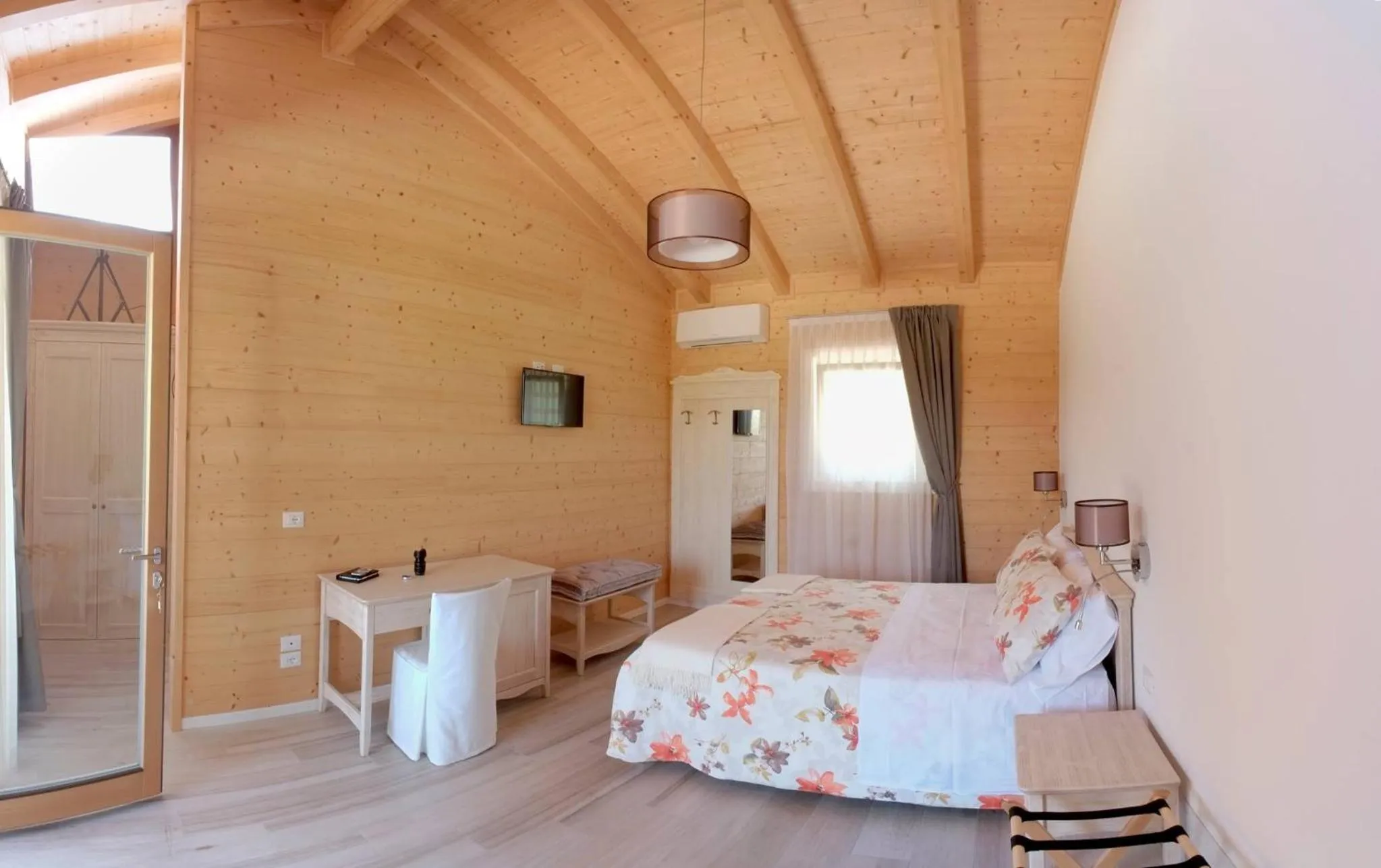 Bed in Nikolas' Valley