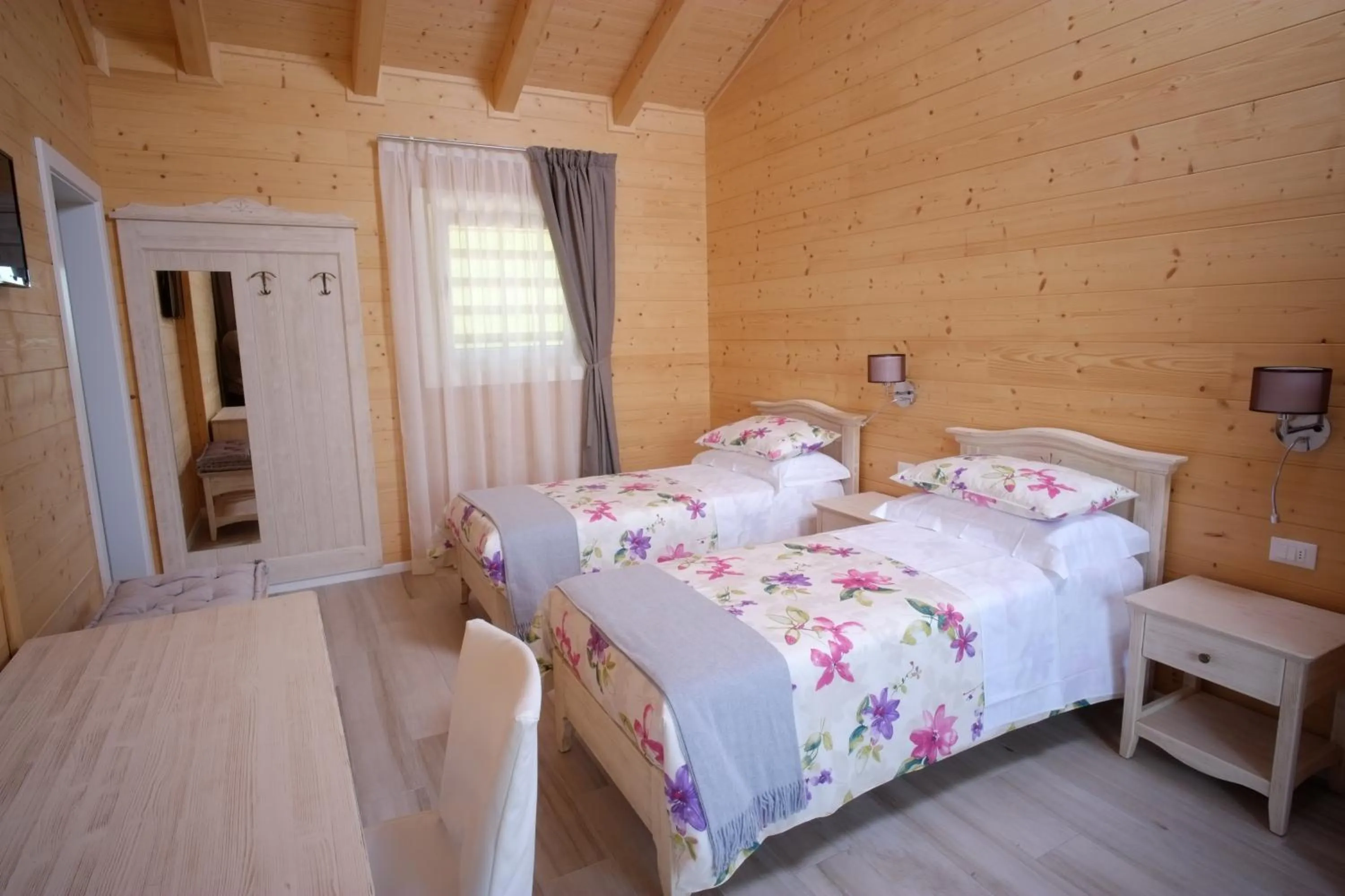 Bed in Nikolas' Valley