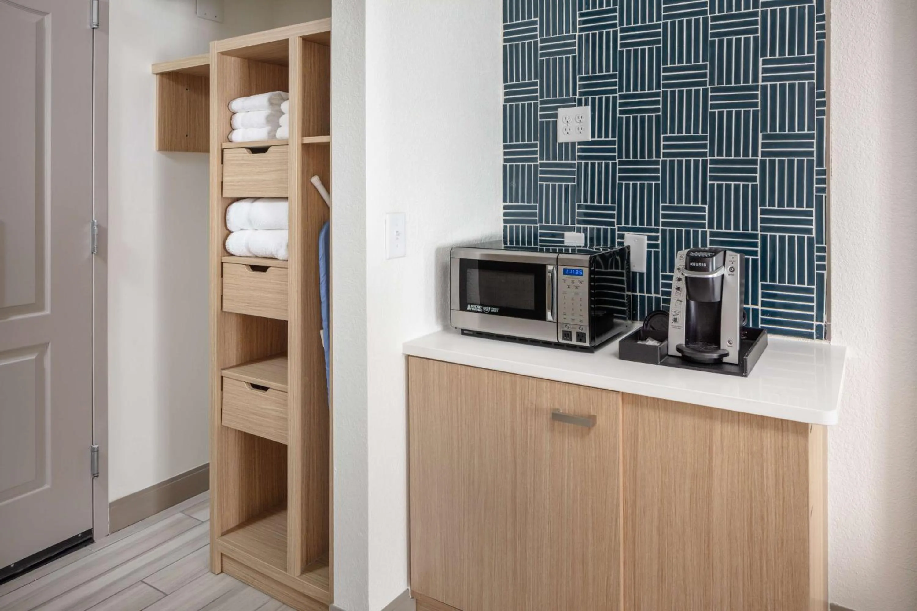 Bedroom in Hilton Garden Inn Columbus