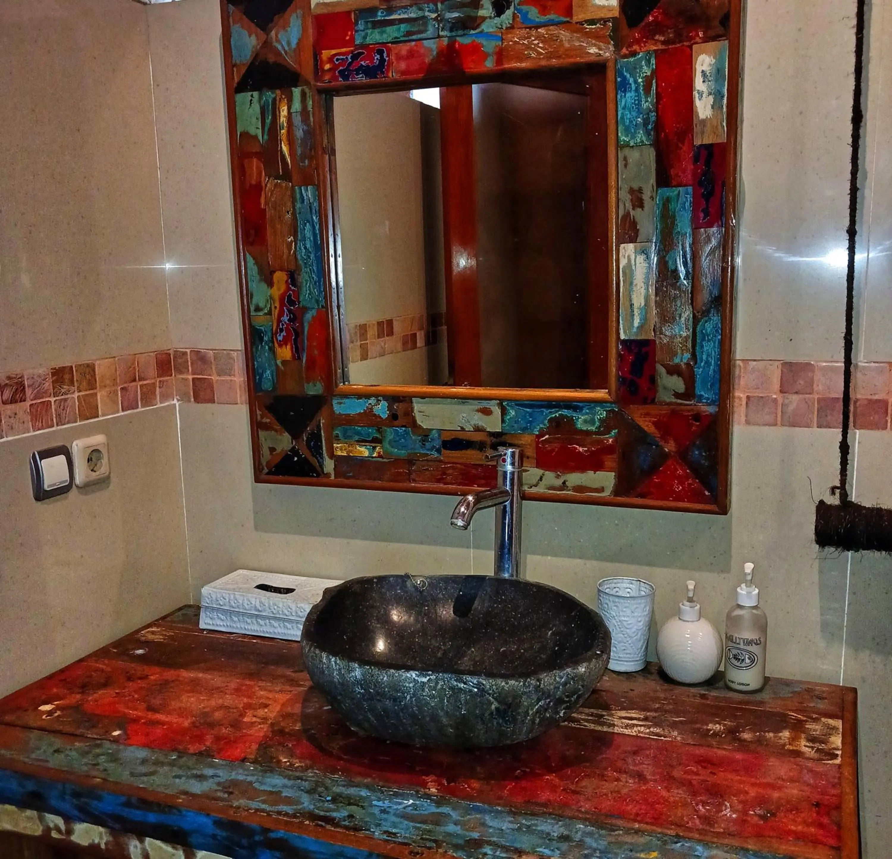 Scallywags Beach Club