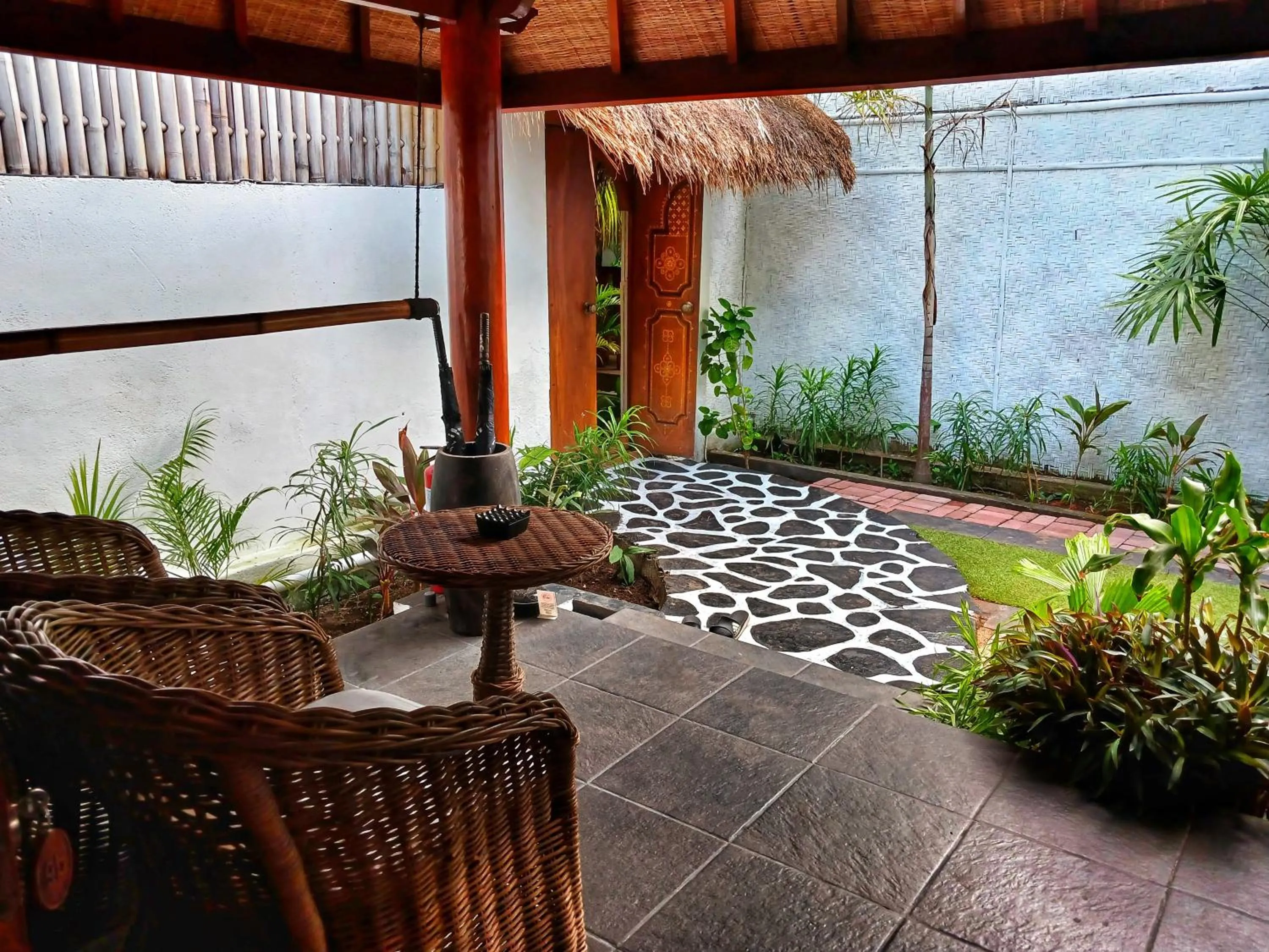 Scallywags Beach Club