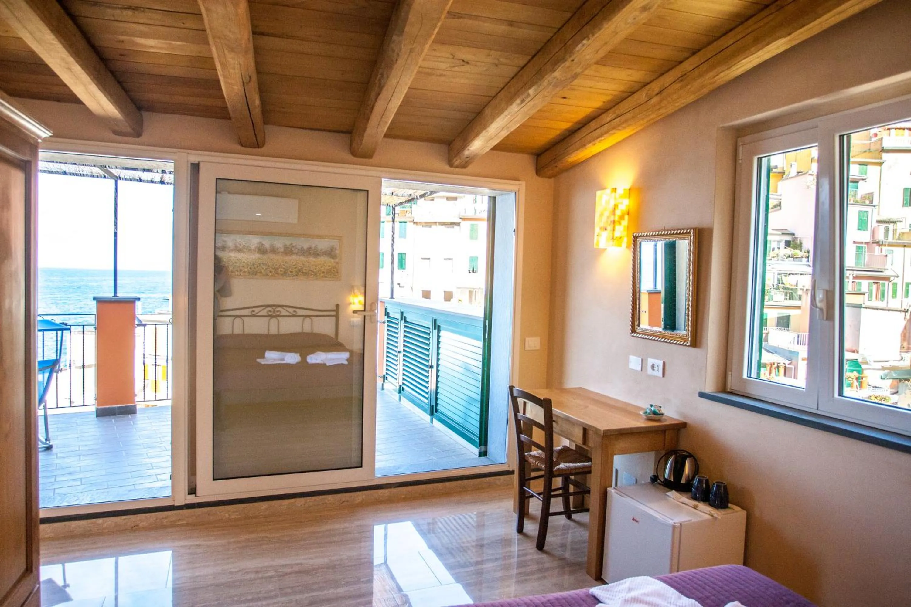 Day in Scorci Di Mare