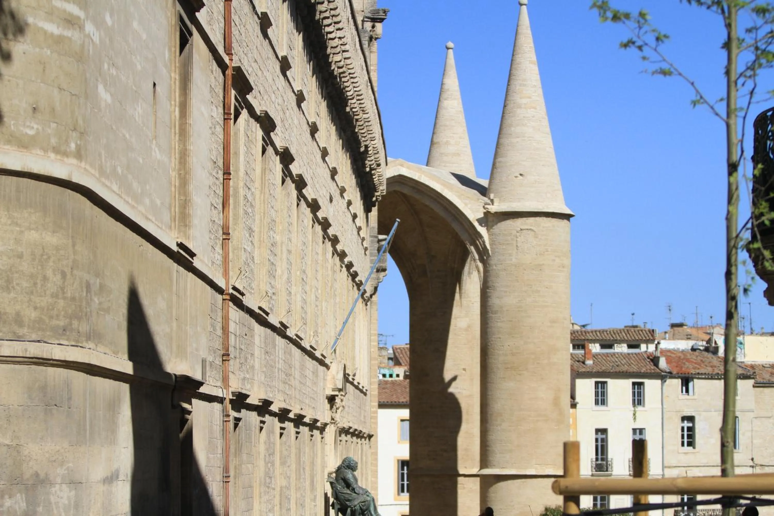 Nearby landmark in Hotel des Etuves