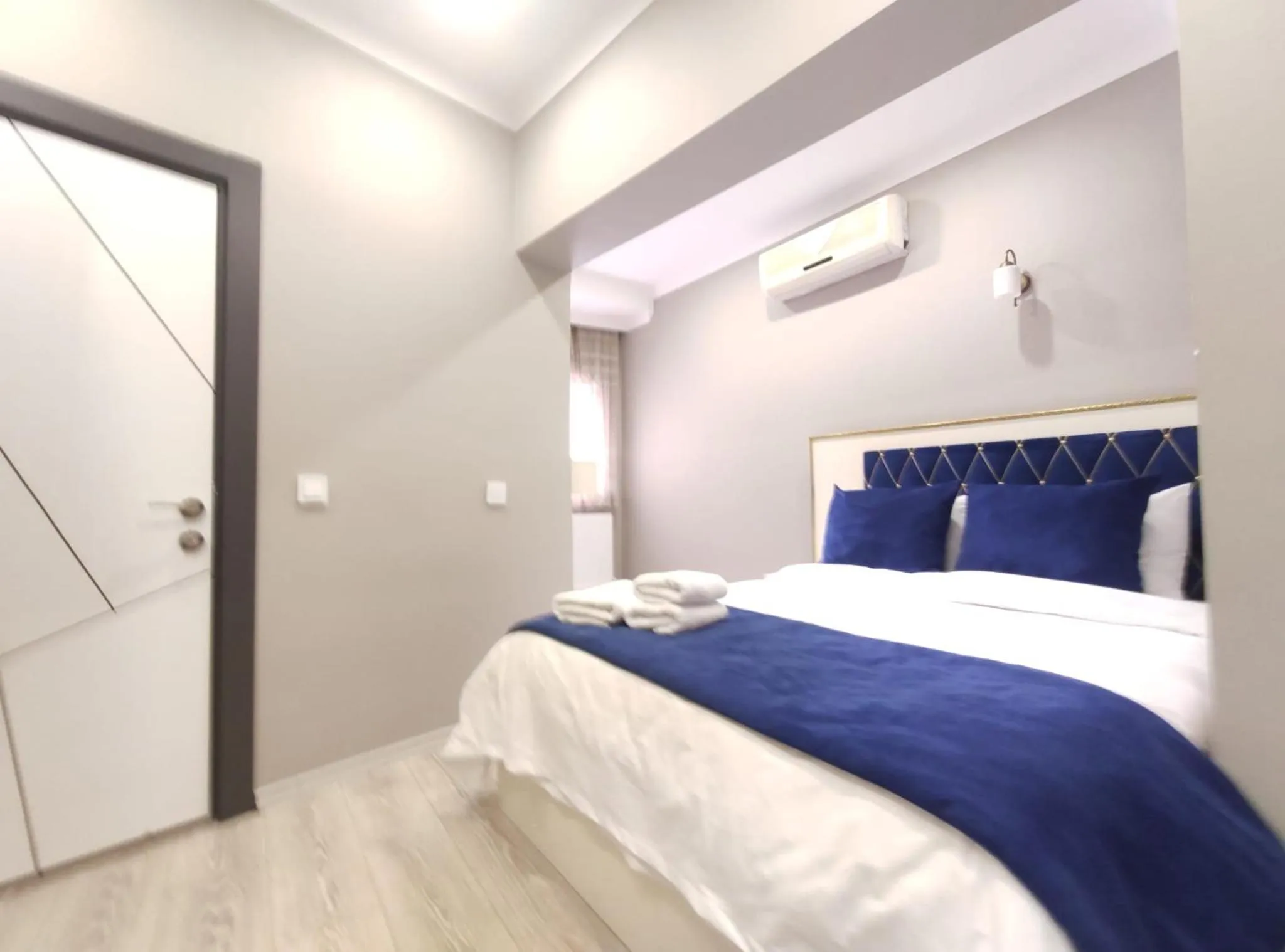 Bed in Family Istanbul Hotel