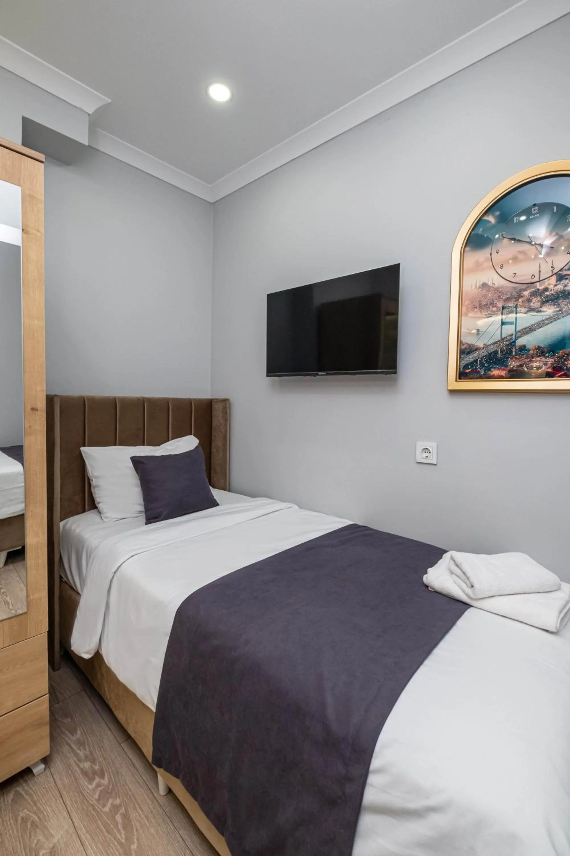 Bed in Family Istanbul Hotel