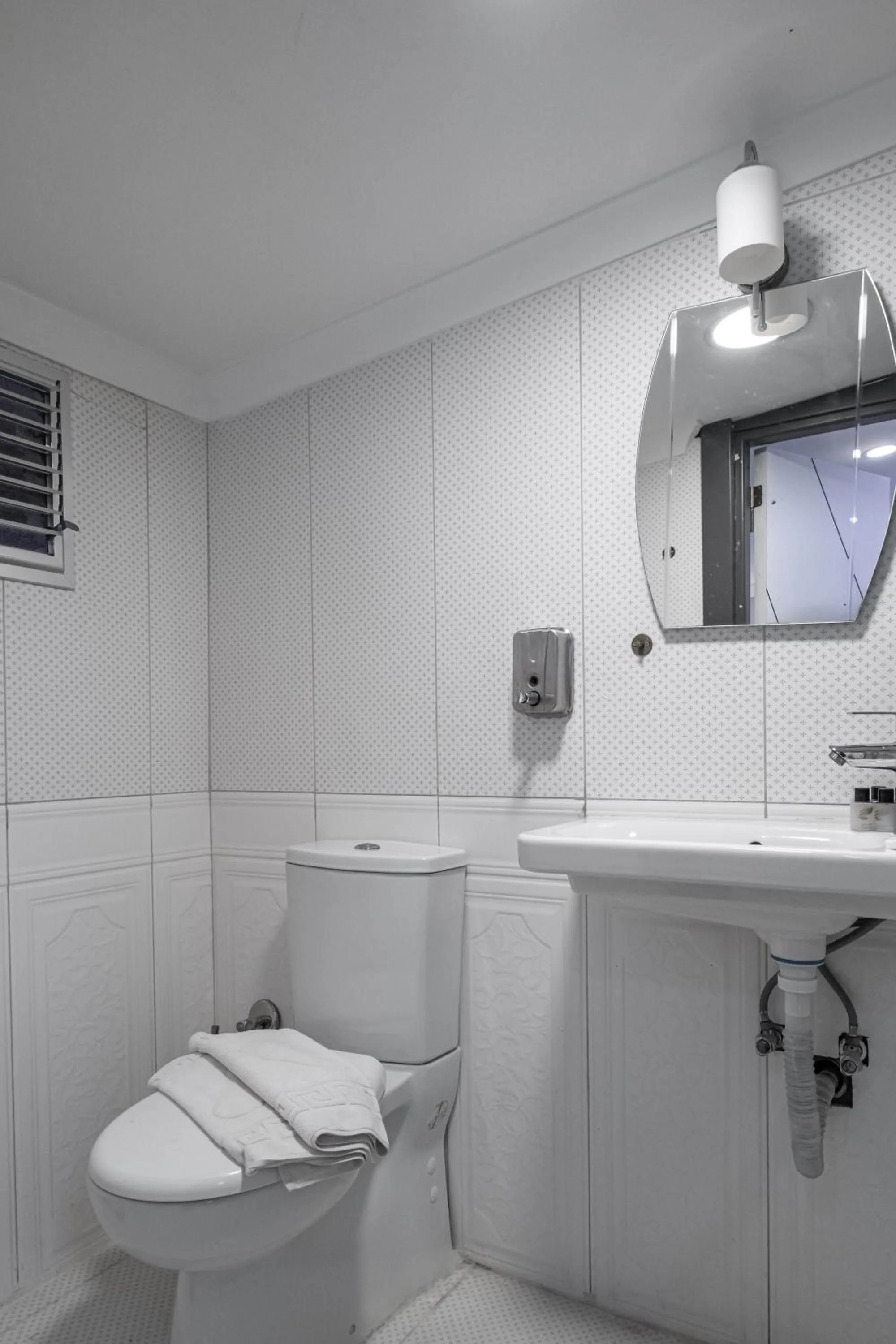 Bathroom in Family Istanbul Hotel