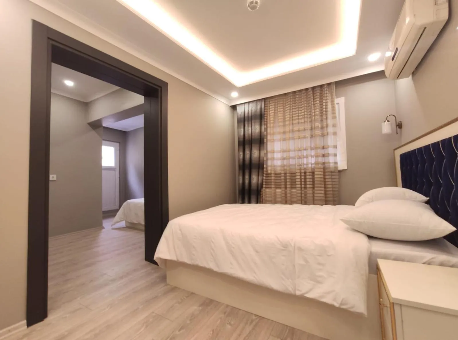 Bed in Family Istanbul Hotel