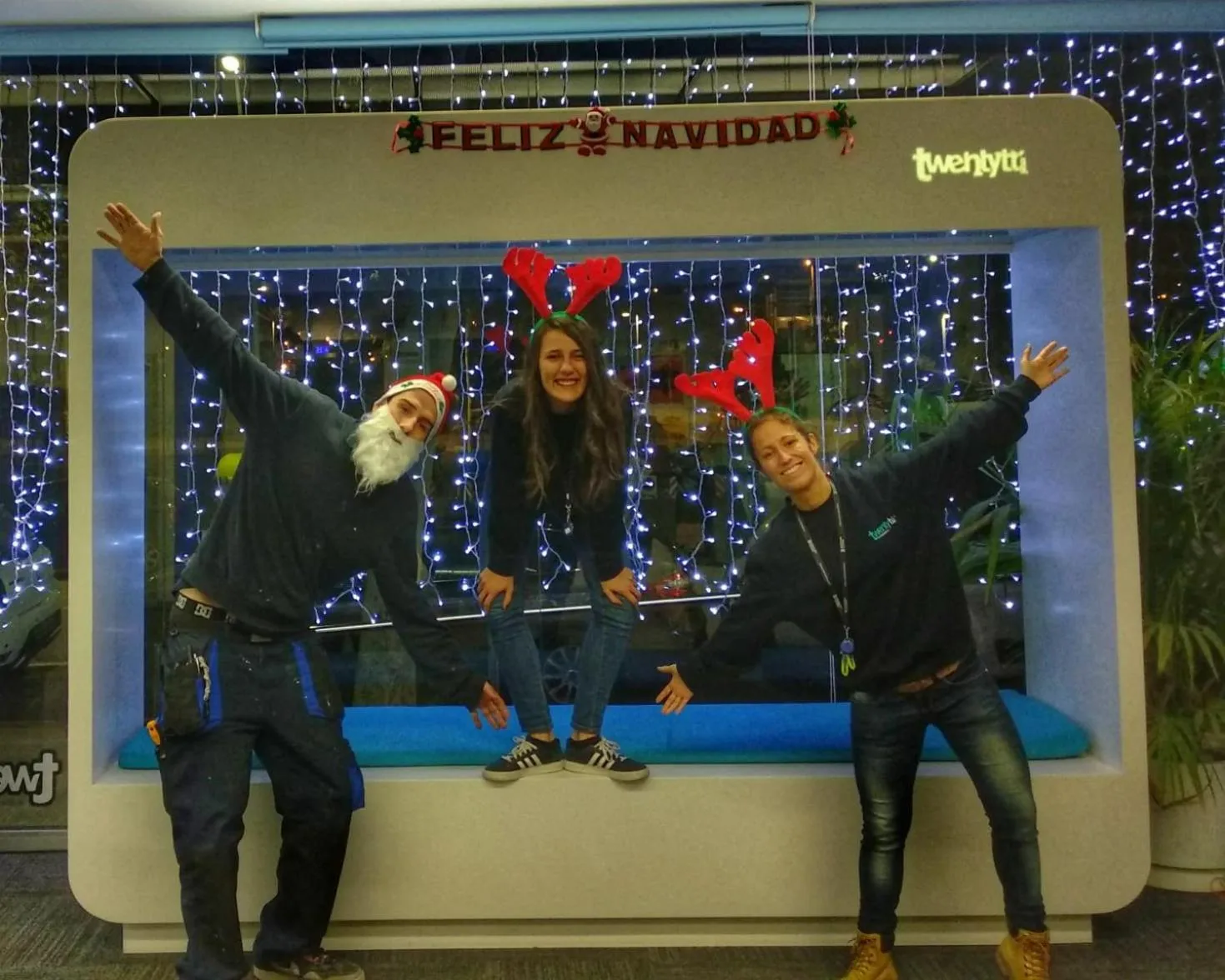 Lobby or reception in Twentytu Hostel Barcelona