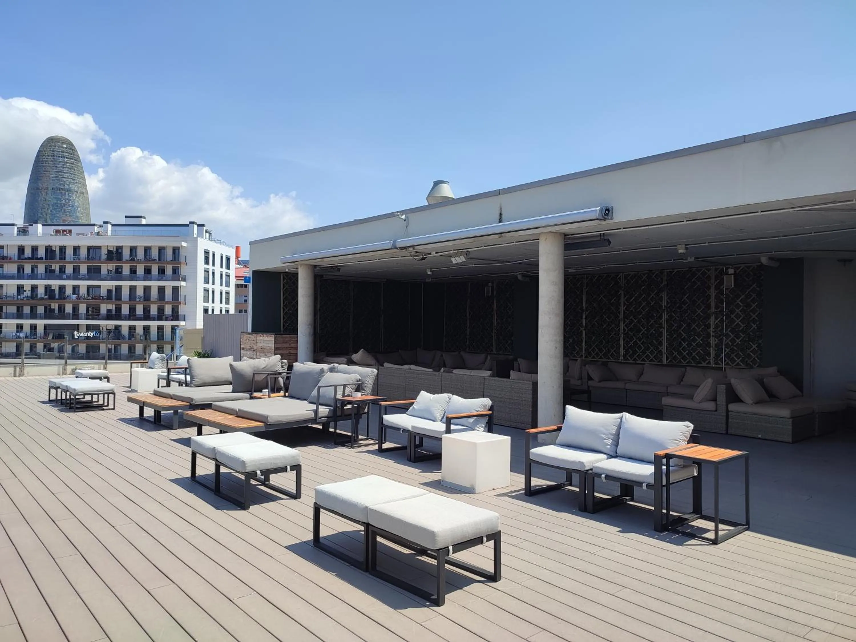 Balcony/Terrace in Twentytu Hostel Barcelona