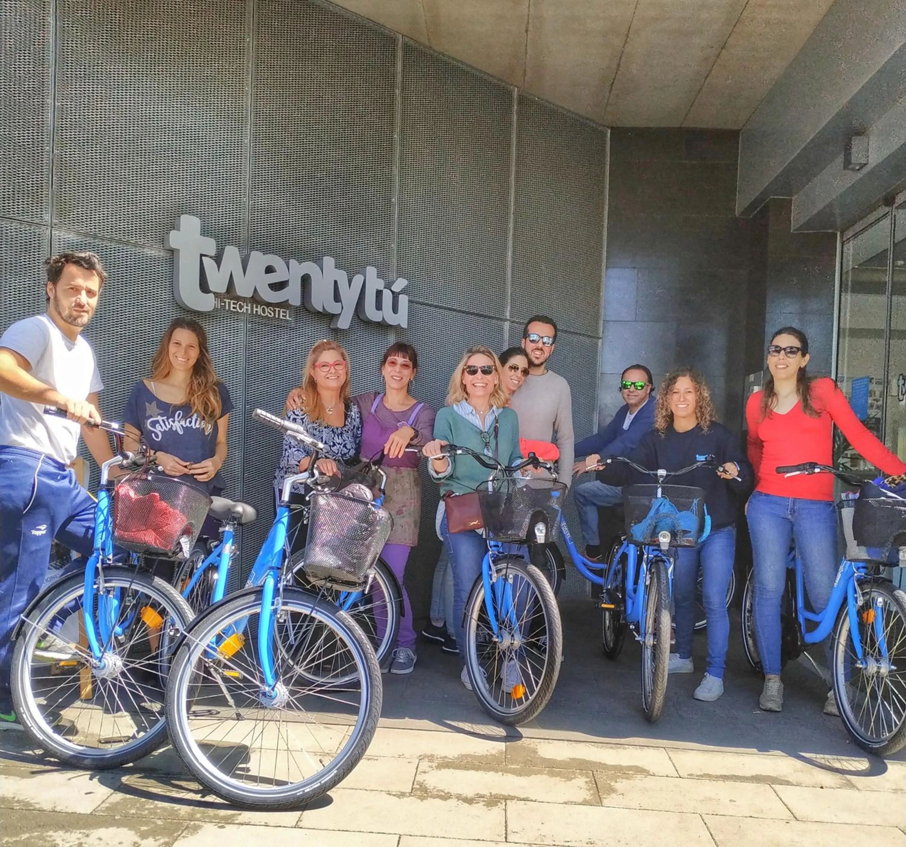 Lobby or reception in Twentytu Hostel Barcelona