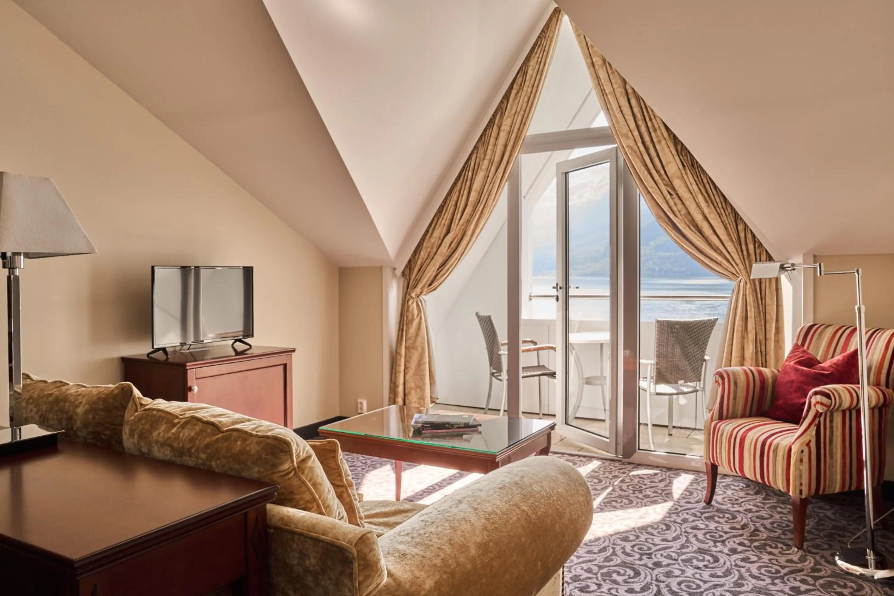 Bed in Hotel Ullensvang