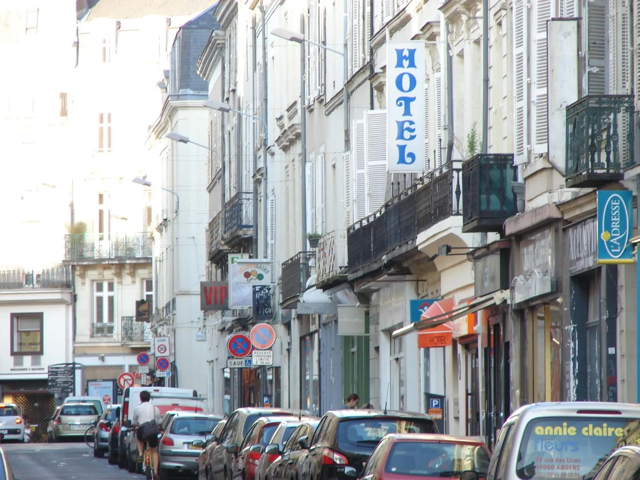 Day in Hotel Des Lices - Angers