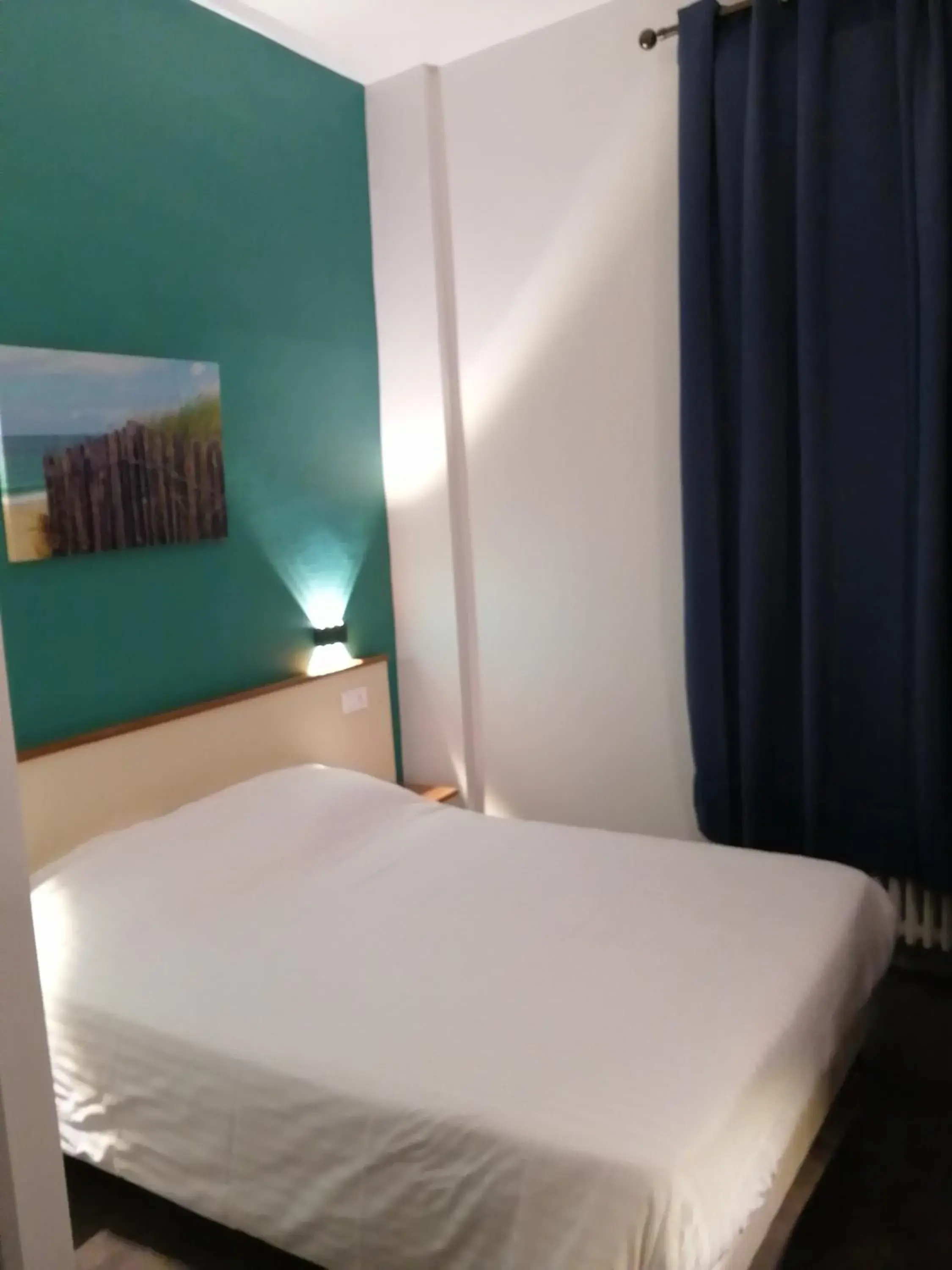 Double Room in Hotel Des Lices - Angers Double Room in Hotel Des Lices - Angers
