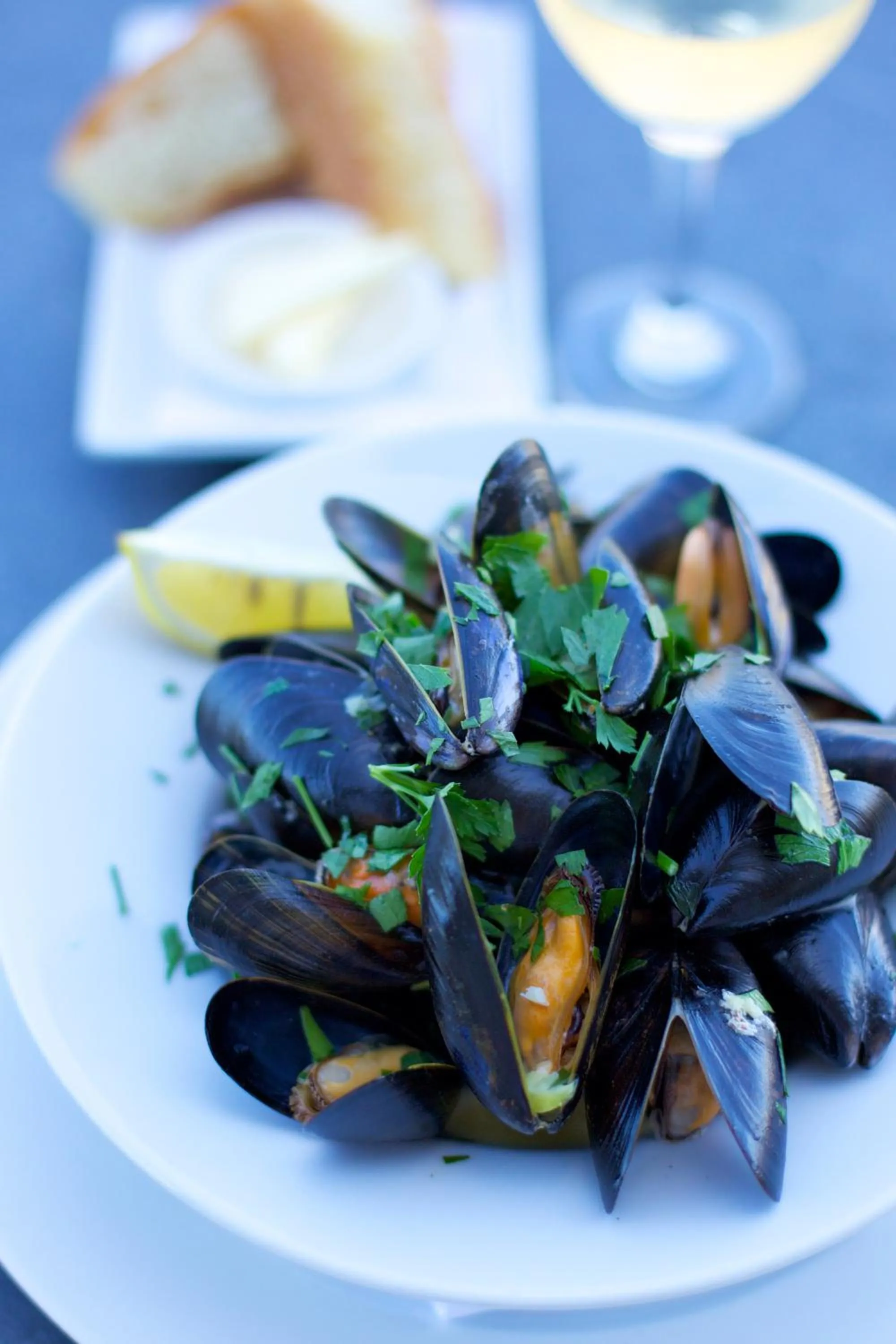 Restaurant/places to eat in The Lewinnick Lodge