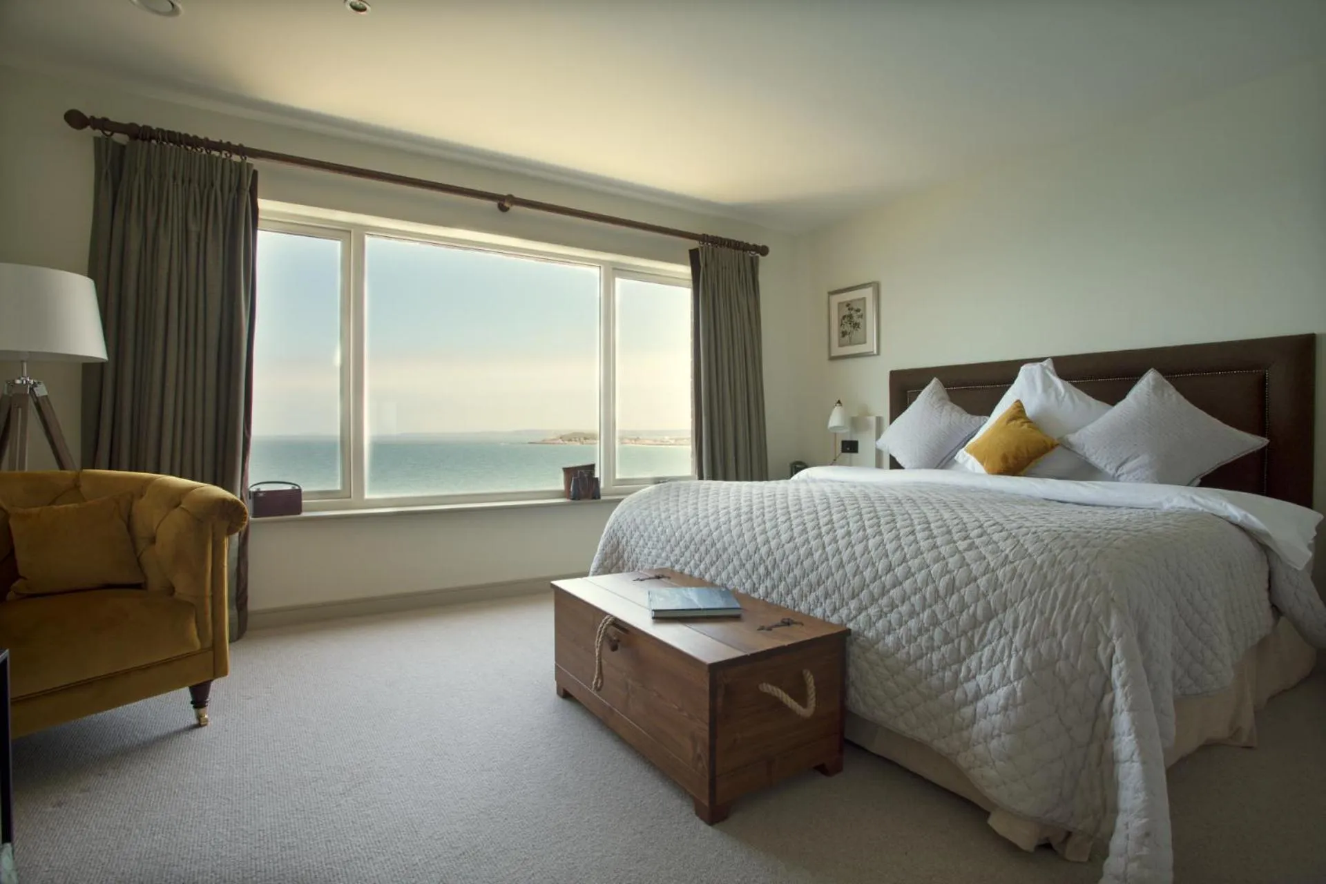 Bed in The Lewinnick Lodge