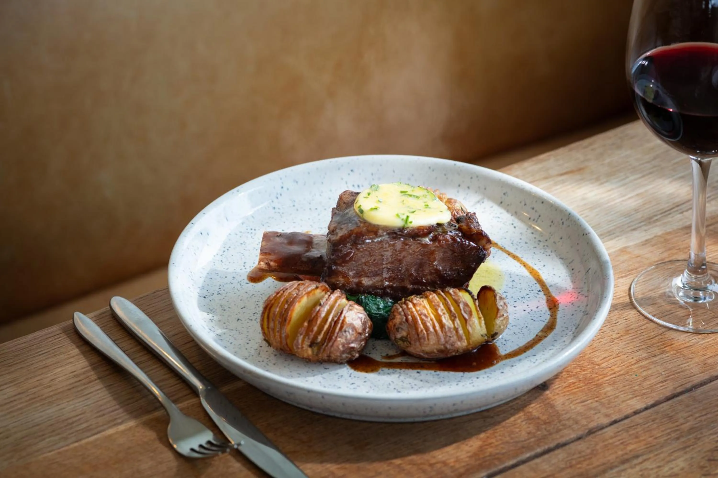 Food in The Lewinnick Lodge