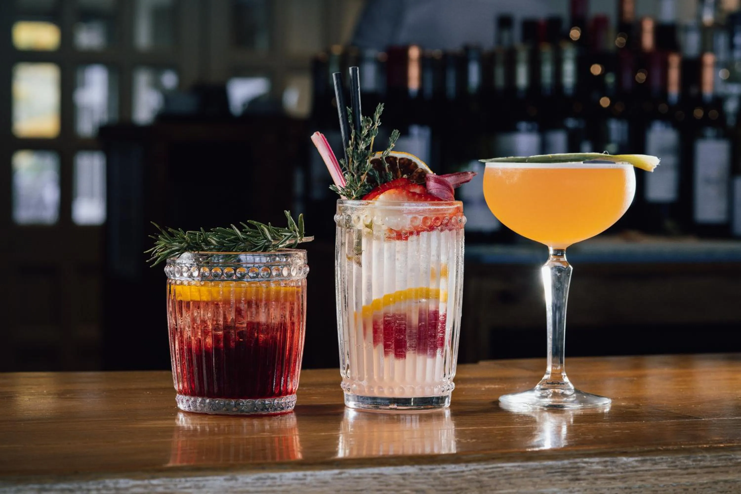 Drinks in The Lewinnick Lodge