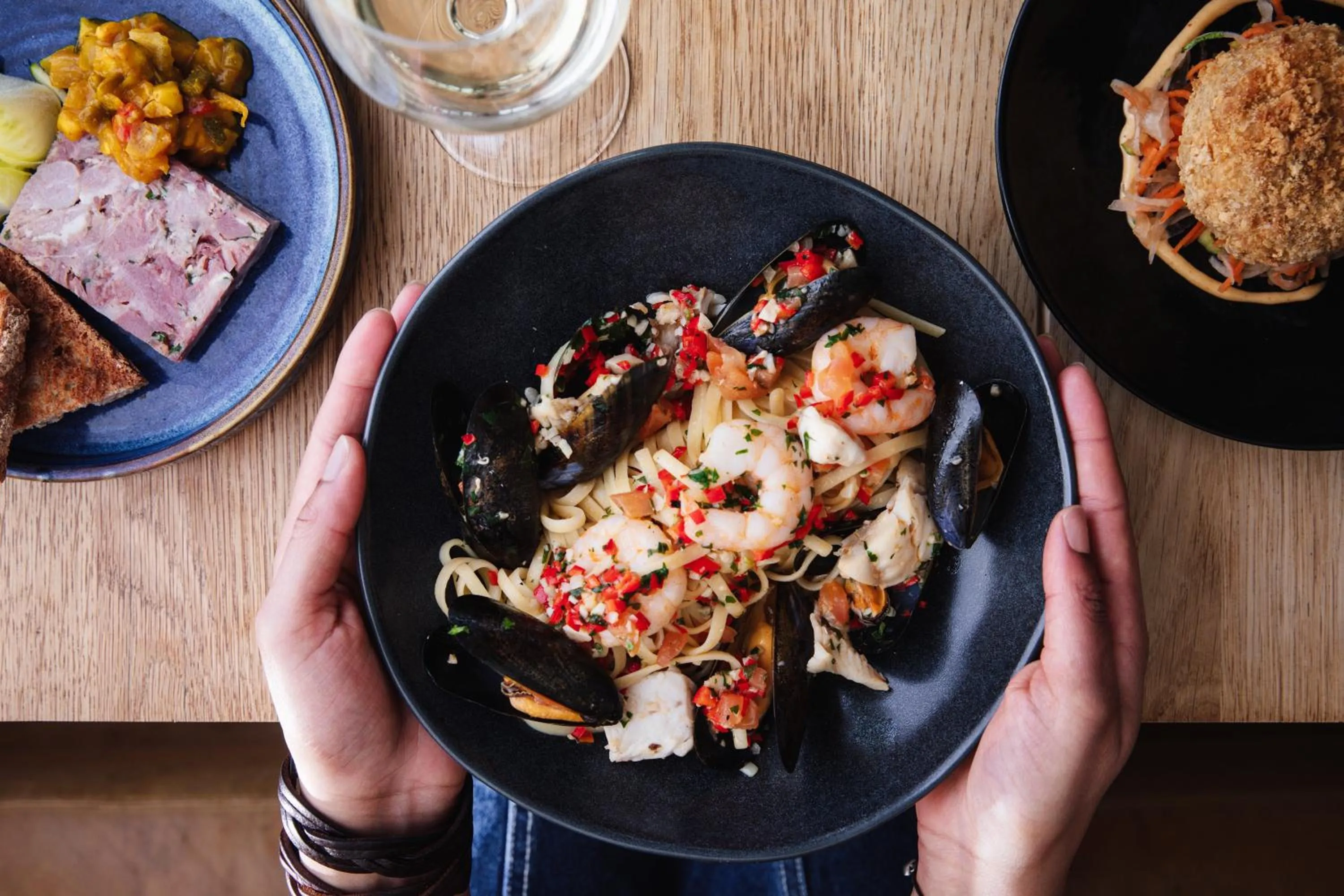 Food in The Lewinnick Lodge