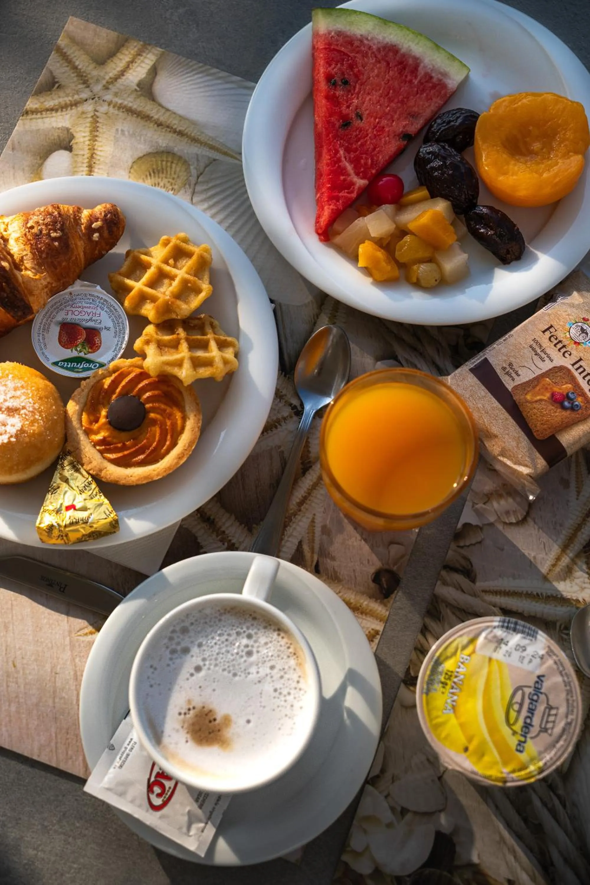 Breakfast in Hotel Boston 3 Stelle Superior Frontemare