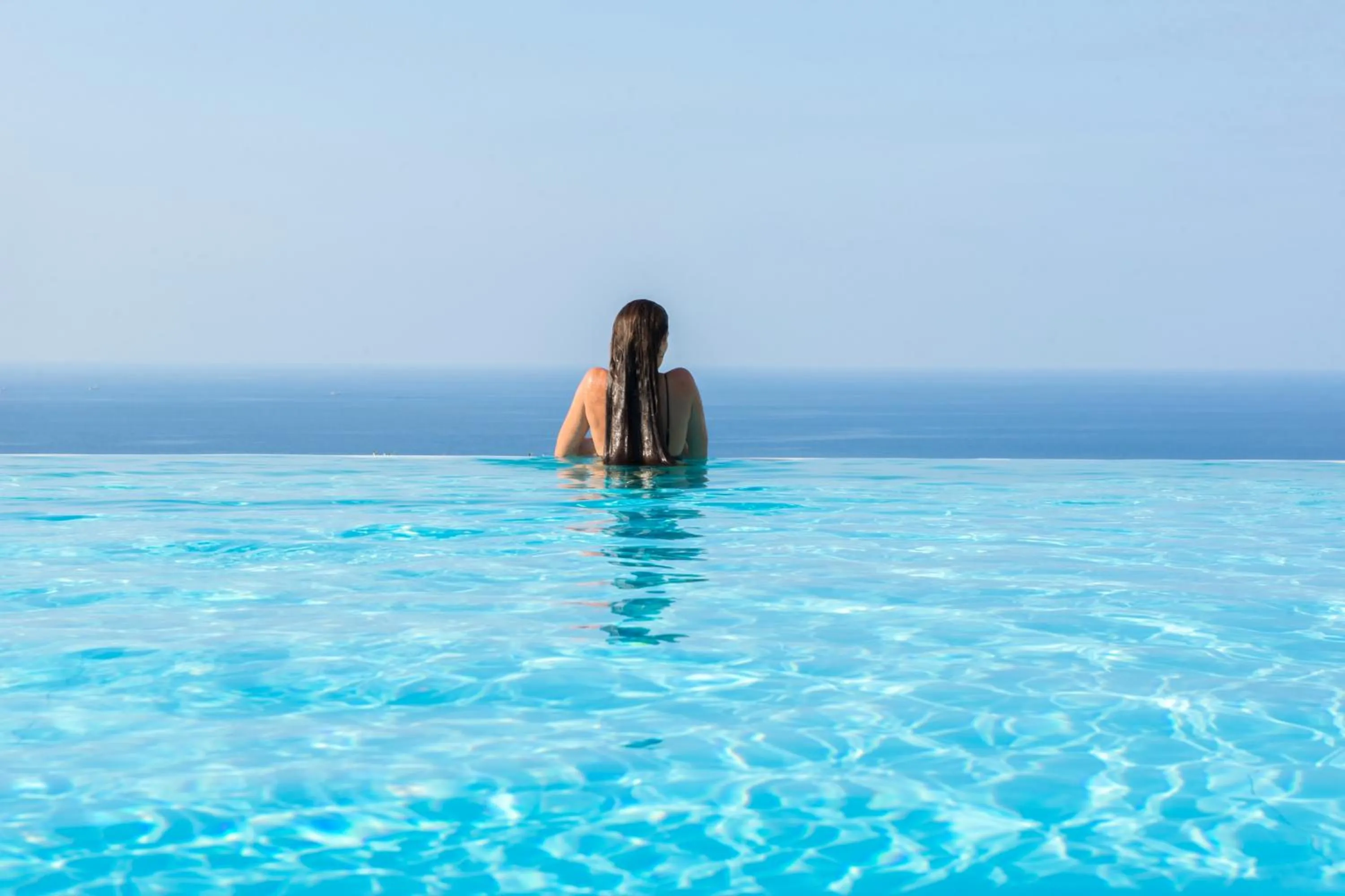 Swimming pool in Hotel Ravesi