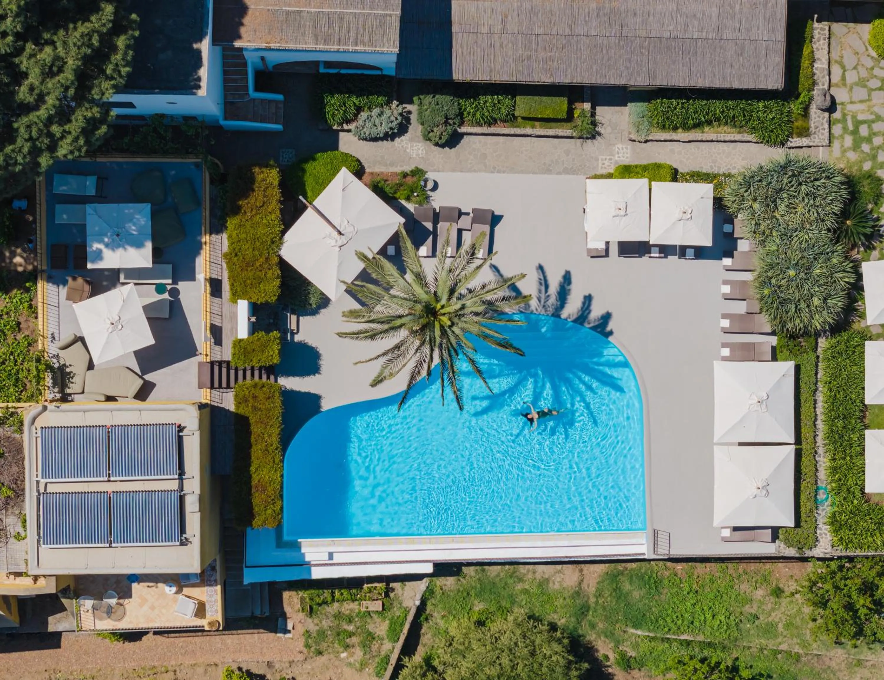 Property building in Hotel Ravesi