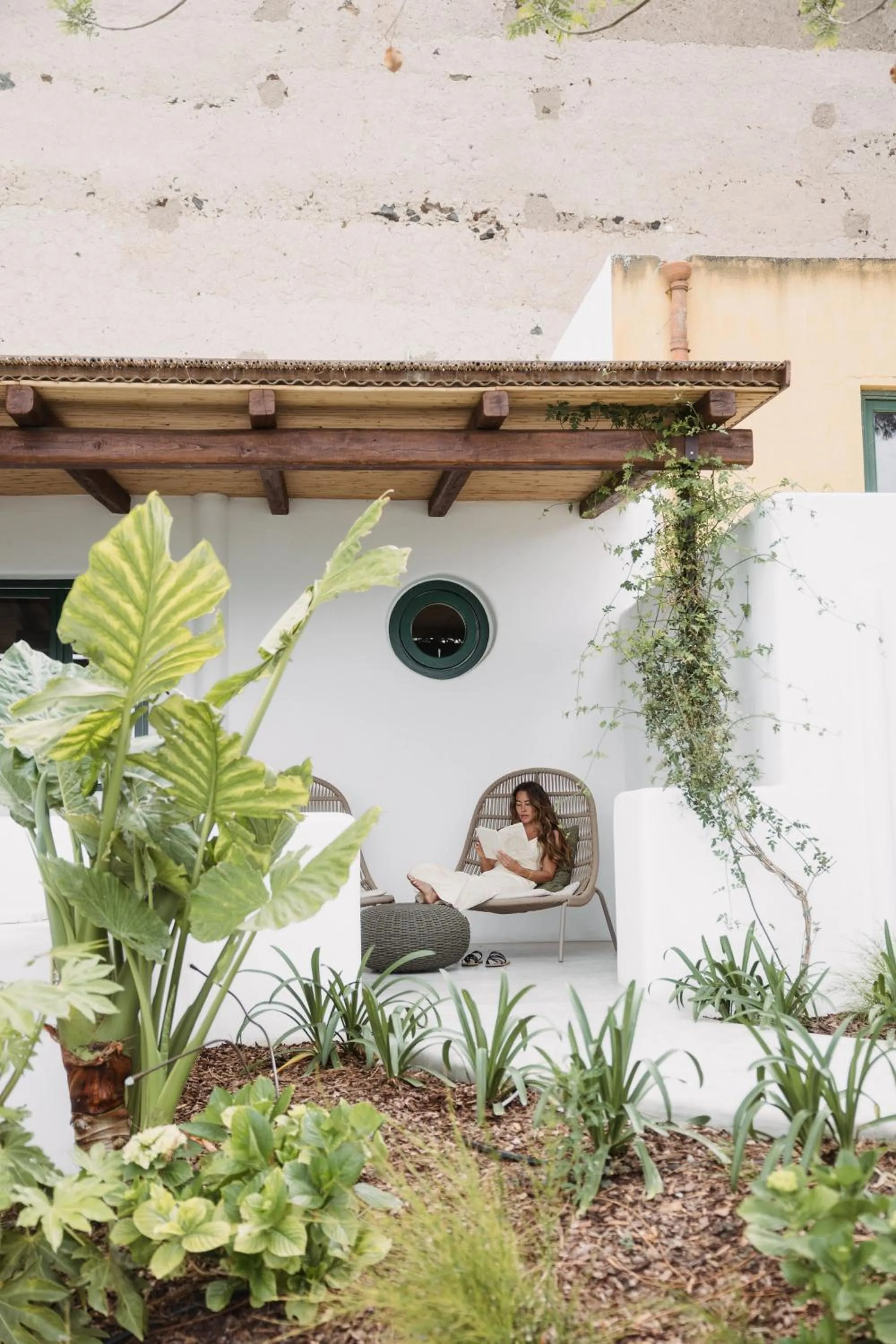 Property building in Hotel Ravesi