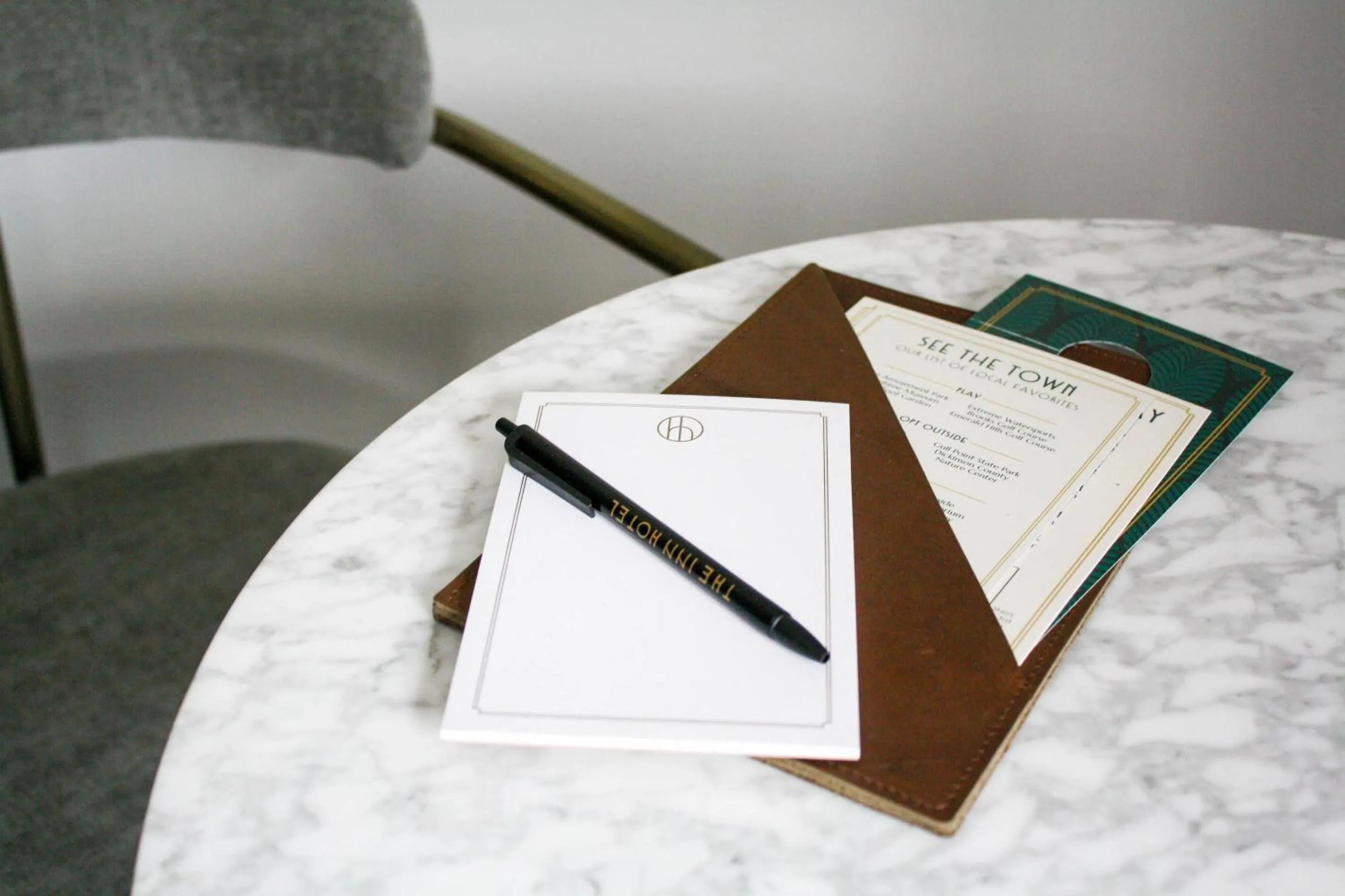 Bedroom in The Inn Hotel Lake Okoboji, an Ascend Collection Hotel